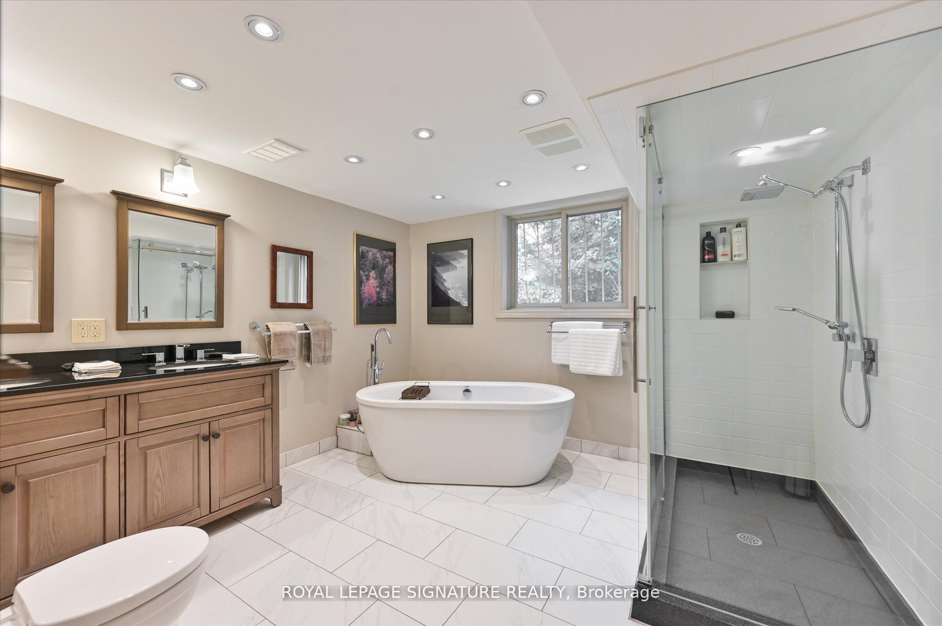 3417 Sanderling Crescent Property Photo 32