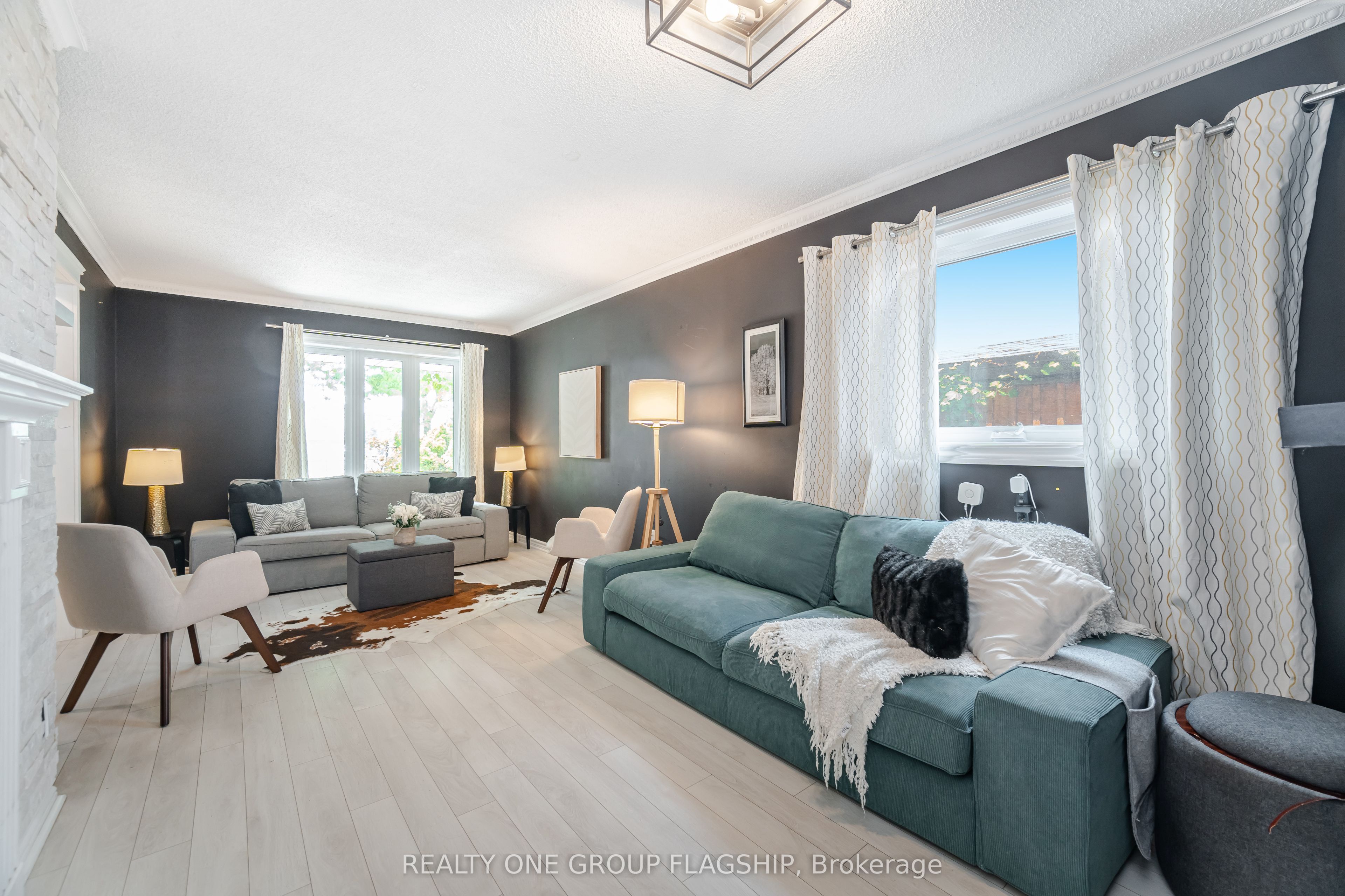 7267 Windbreak Court Property Photo 15