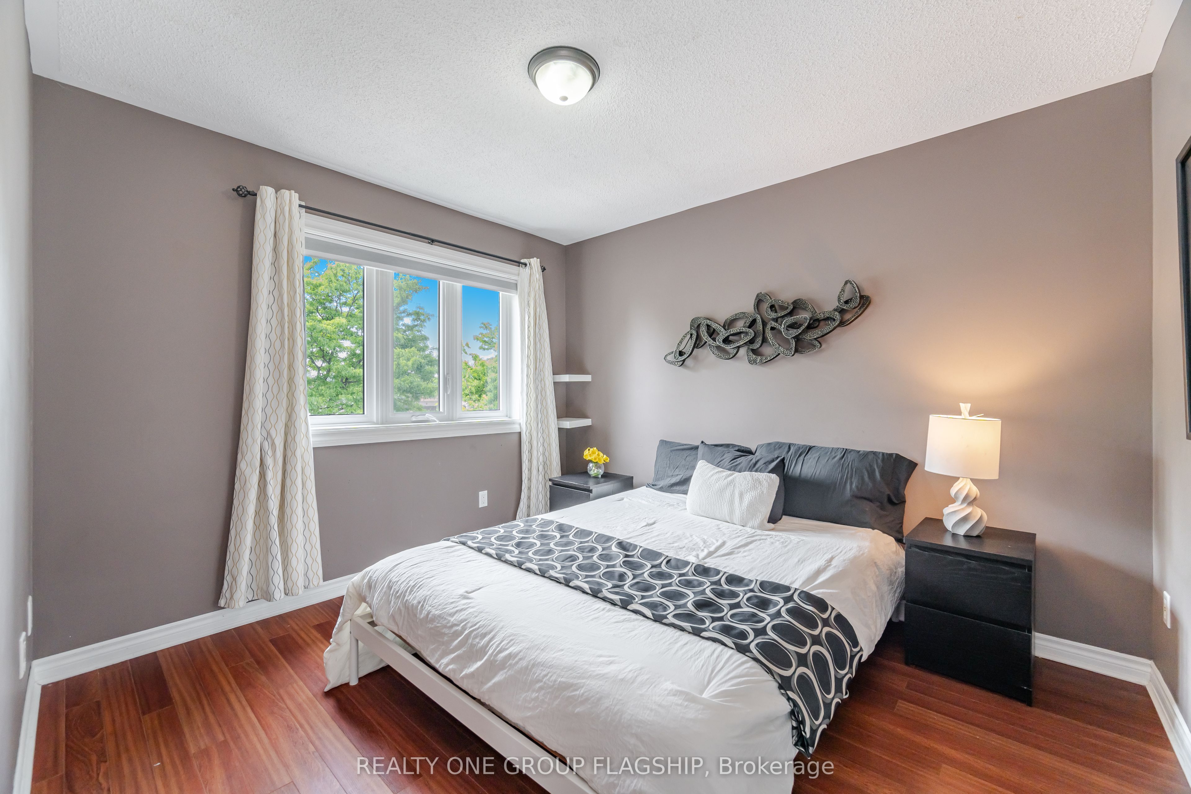 7267 Windbreak Court Property Photo 29