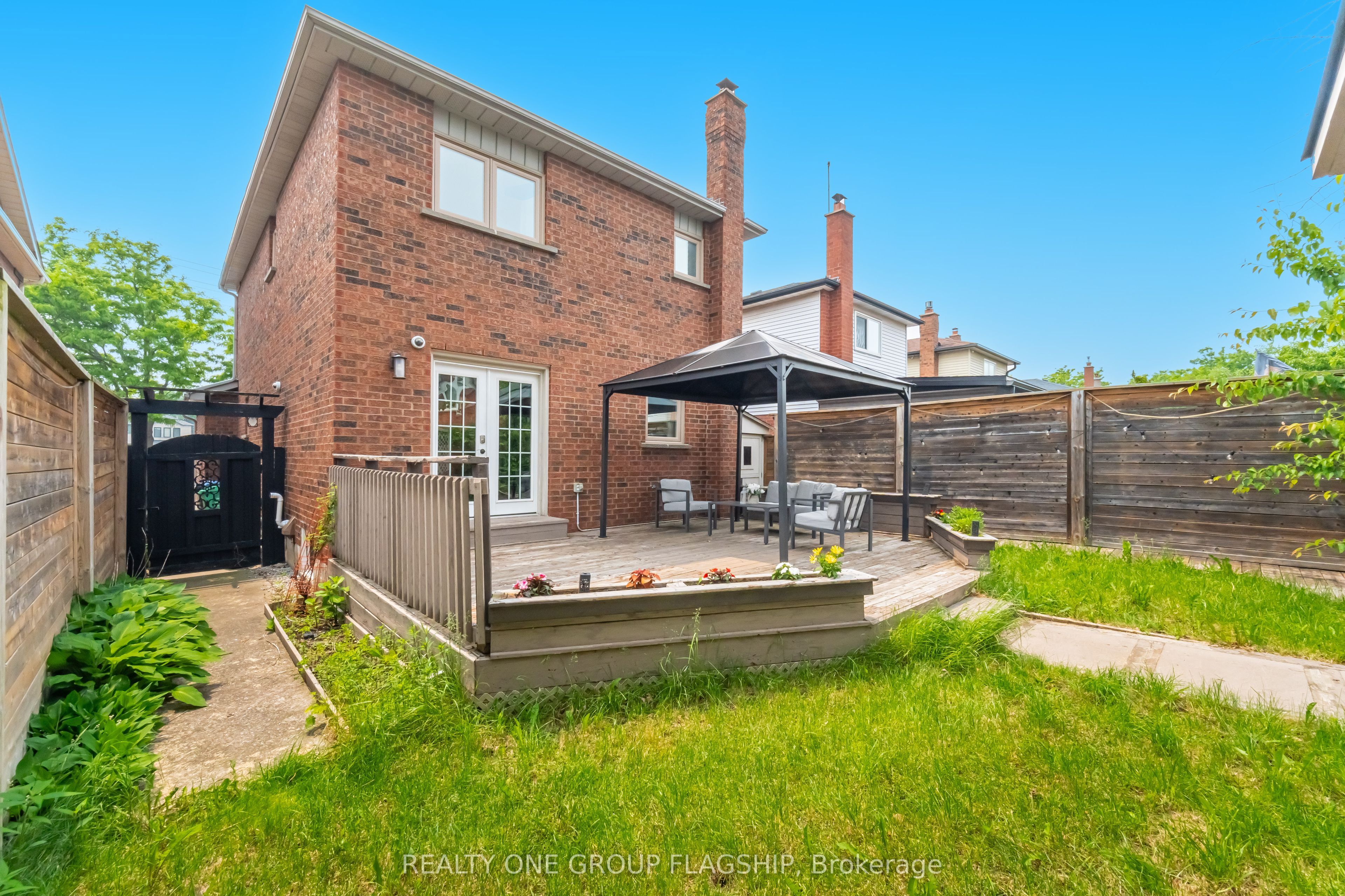 7267 Windbreak Court Property Photo 46