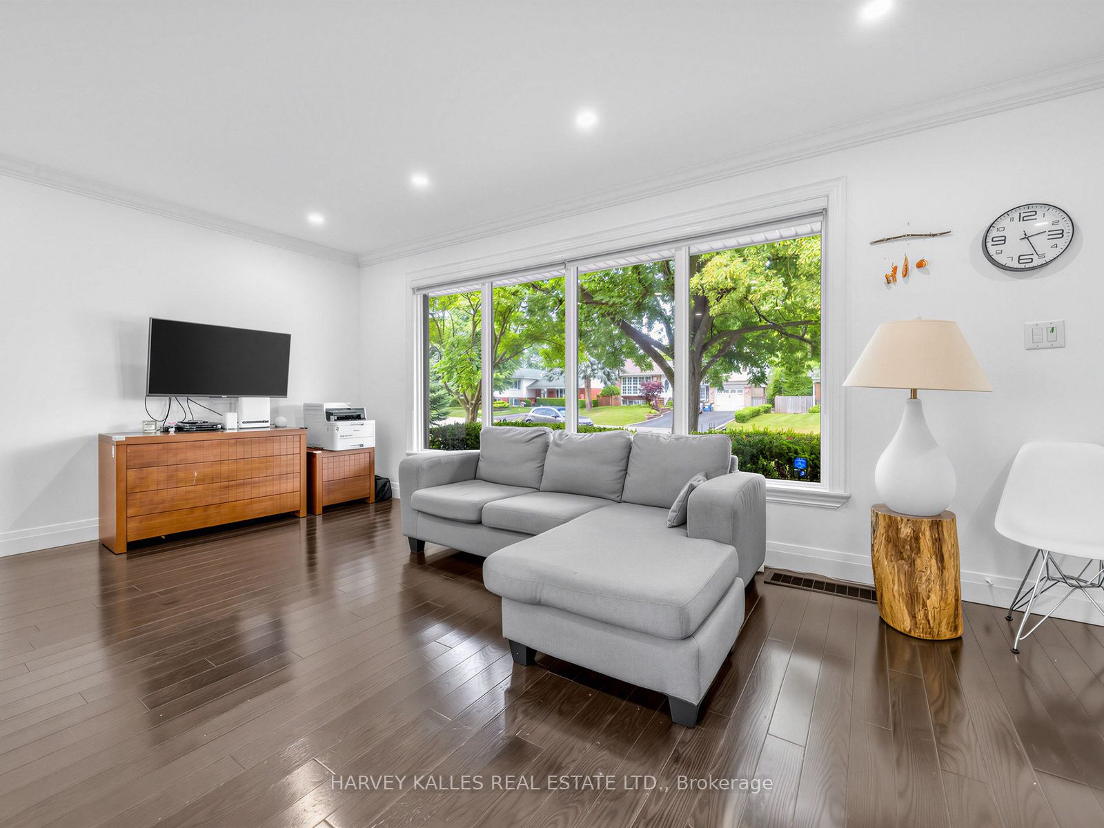 1228 Pallatine Drive Property Photo 8