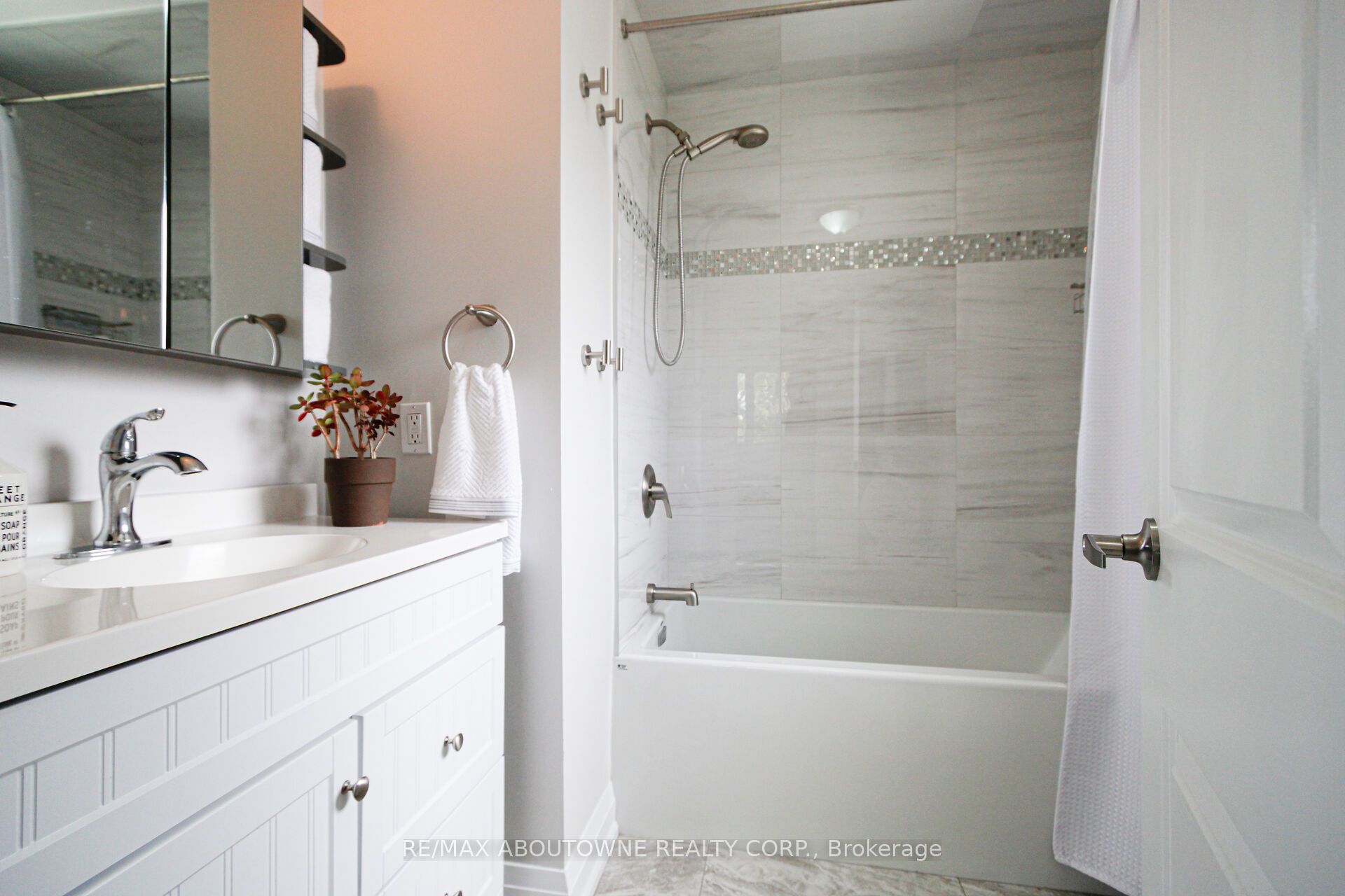 3302 Cardross Road Property Photo 19
