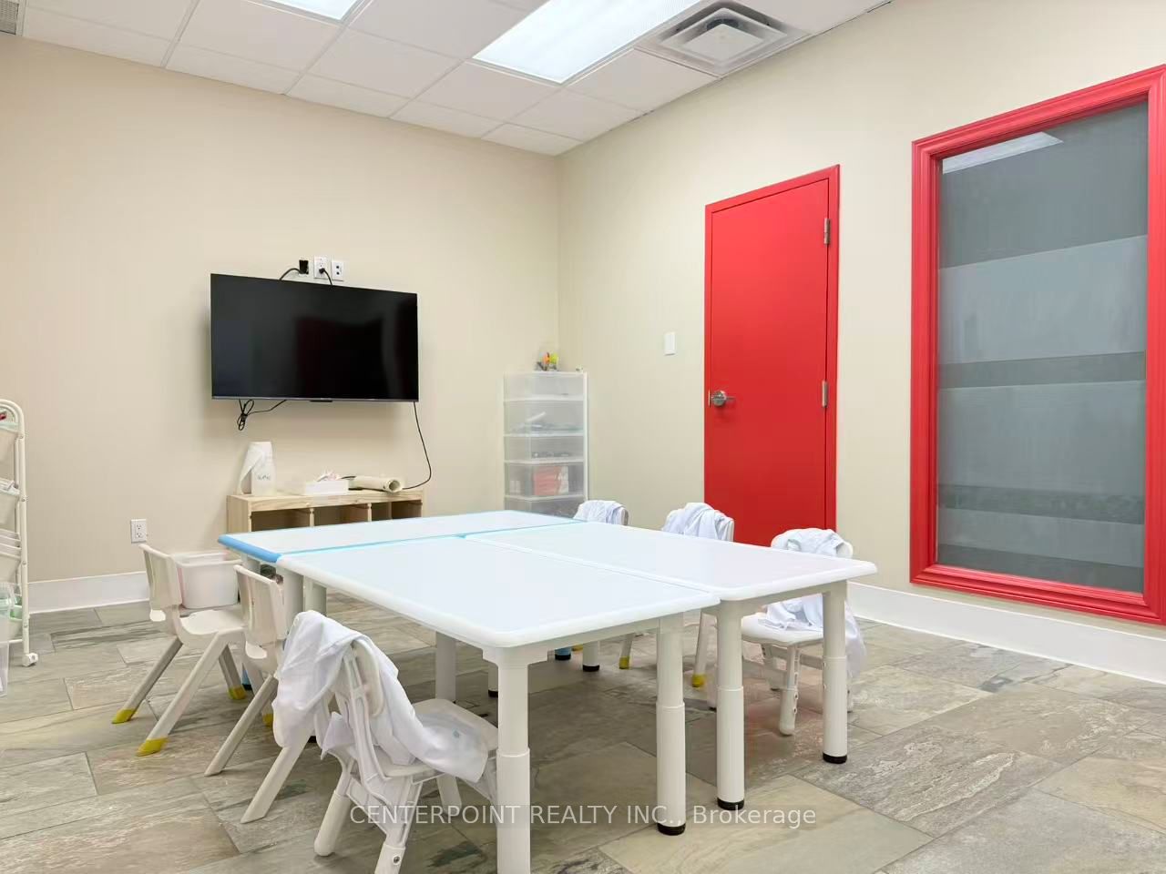 408 North Service Road E 200 Property Photo 7