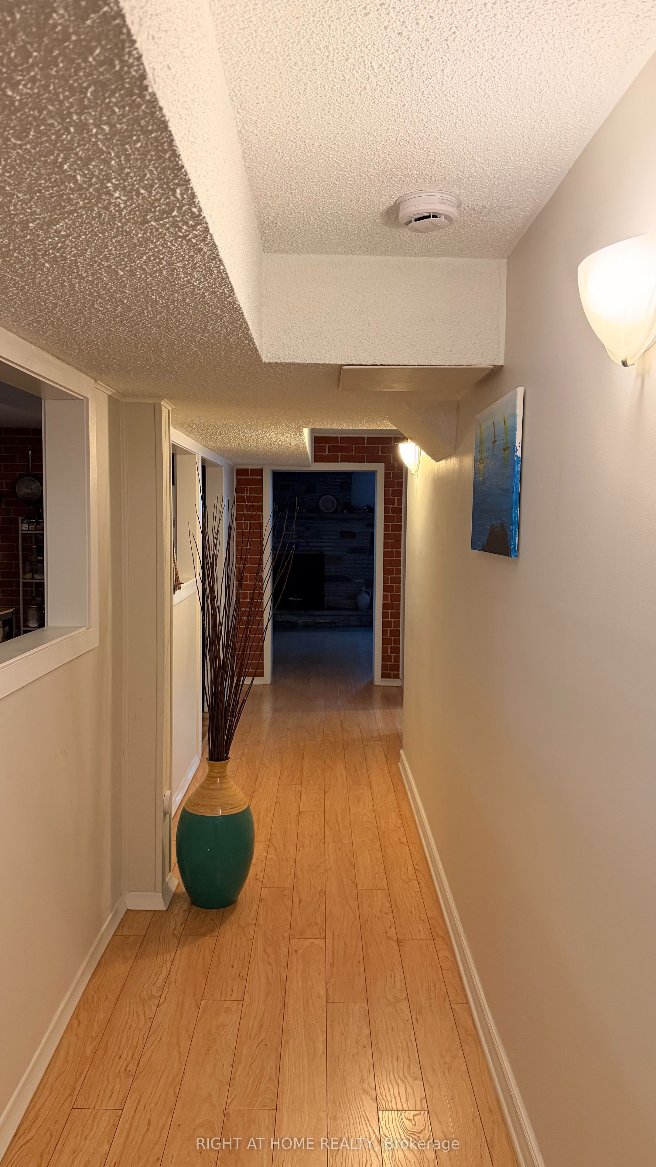 7673 Darcel Avenue Bsmt Property Photo 7