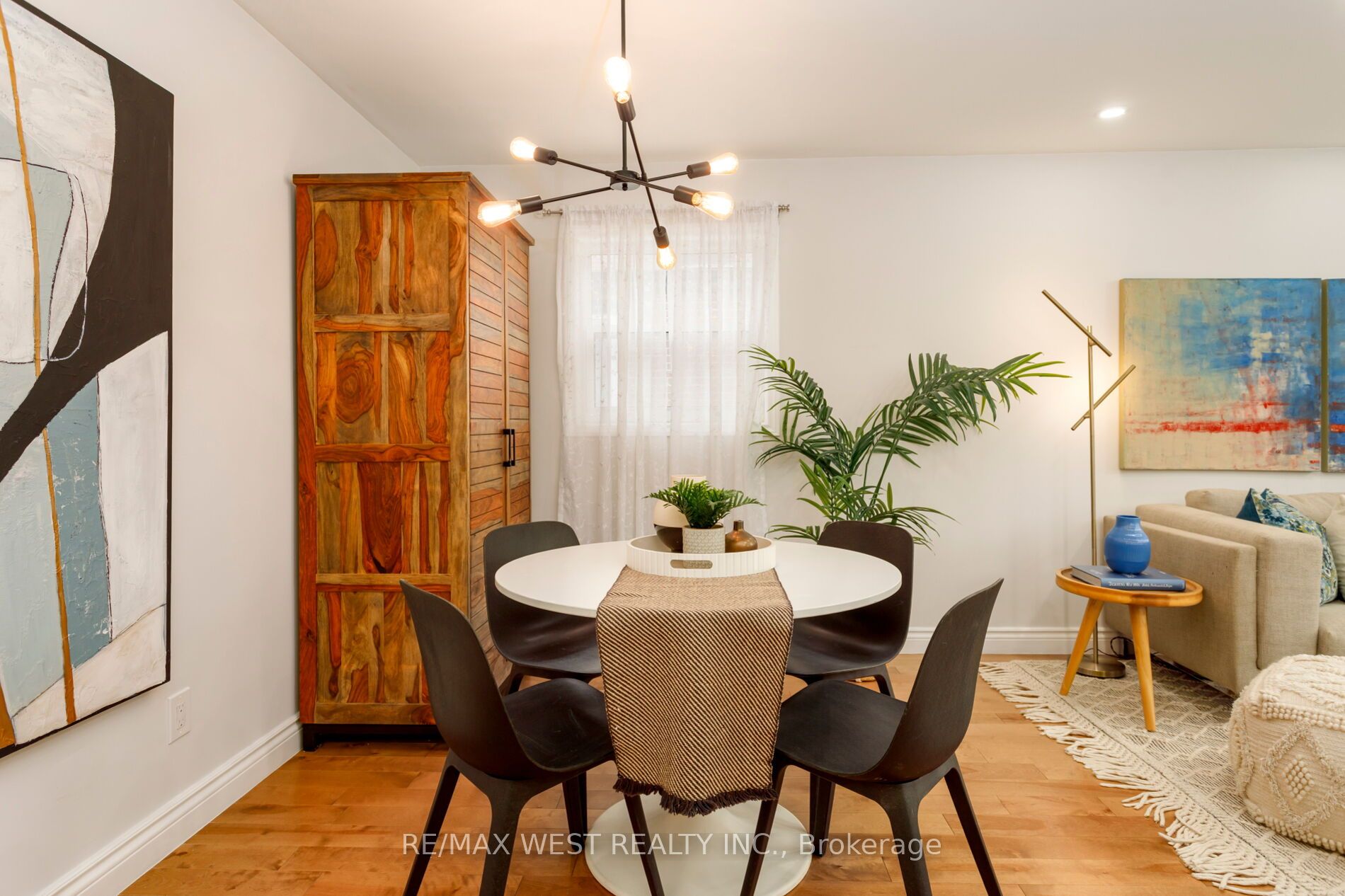 42 Stephen Drive Property Photo 6