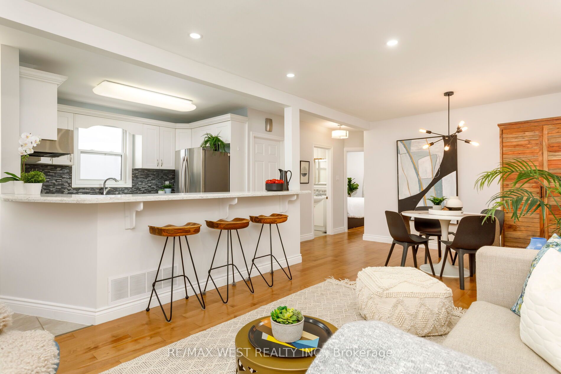 42 Stephen Drive Property Photo 15