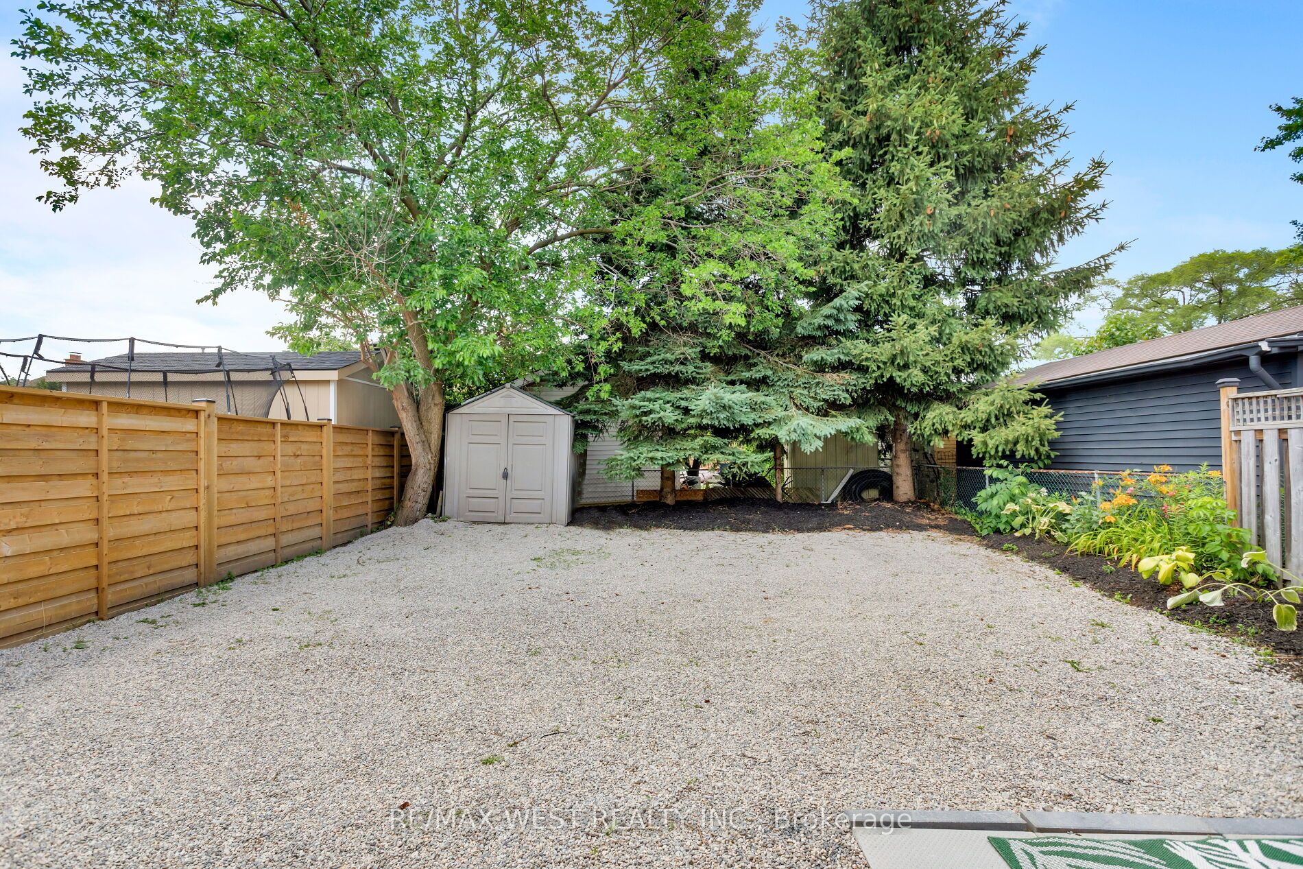 42 Stephen Drive Property Photo 27