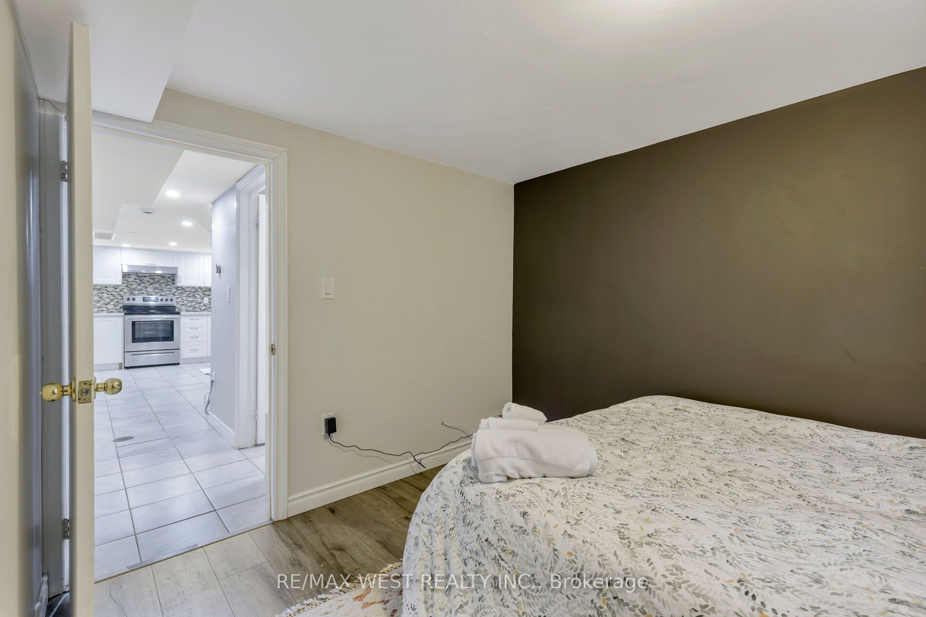 42 Stephen Drive Property Photo 44