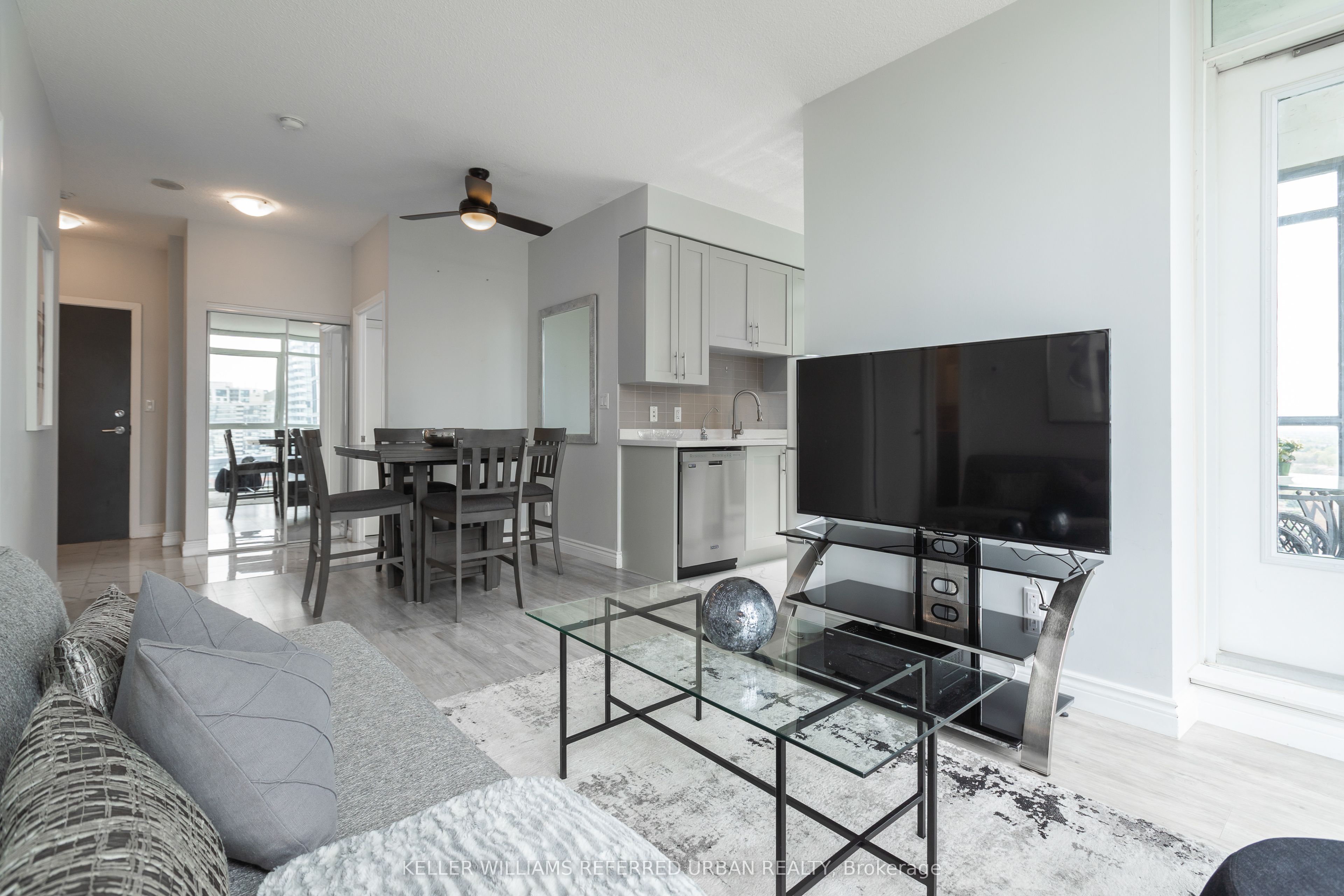 4070 Confederation Parkway 1107 Property Photo 4