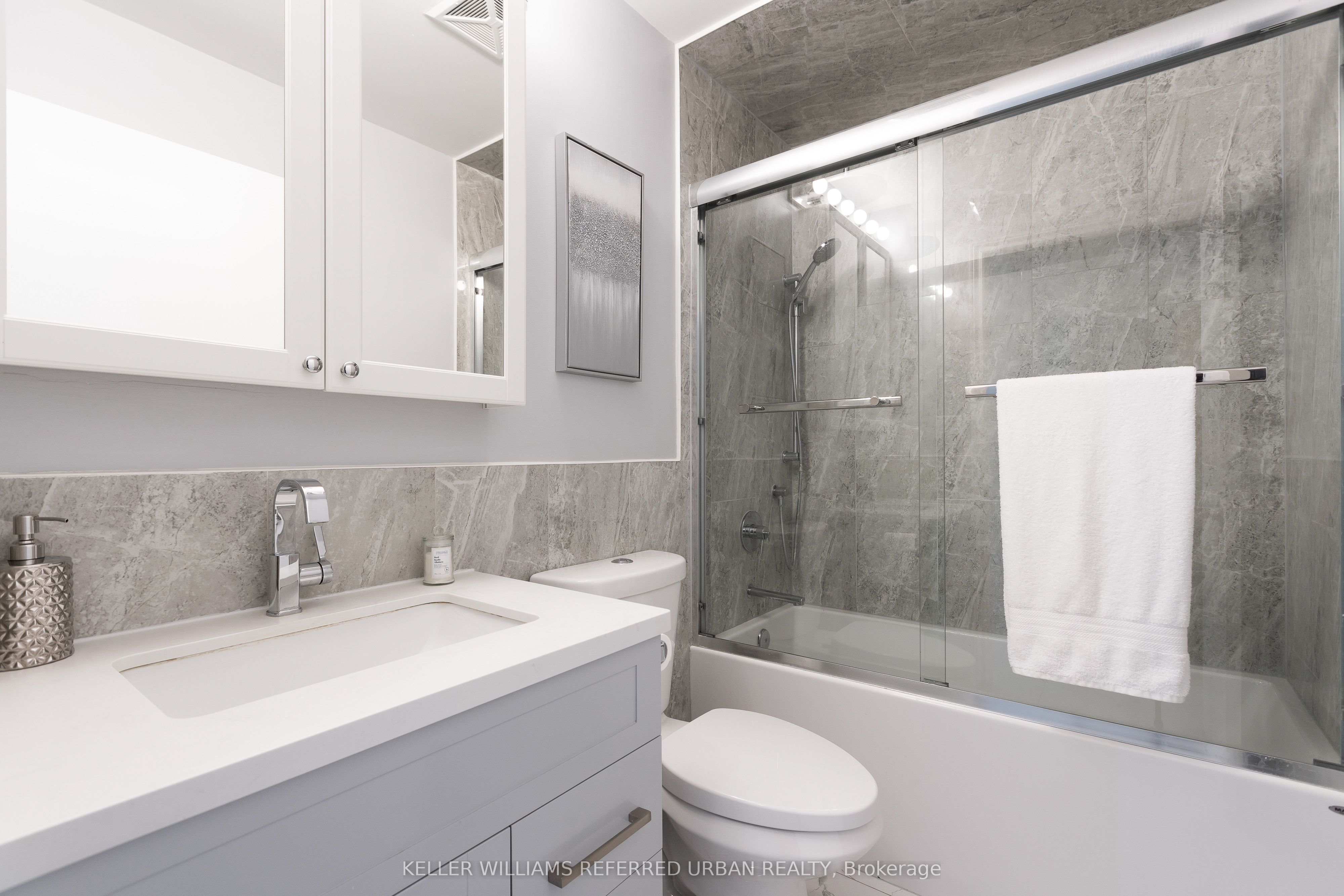 4070 Confederation Parkway 1107 Property Photo 20