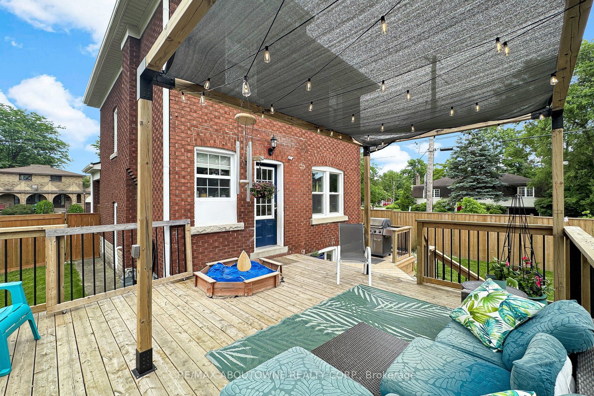 976 Lasalle Park Road Property Photo 44