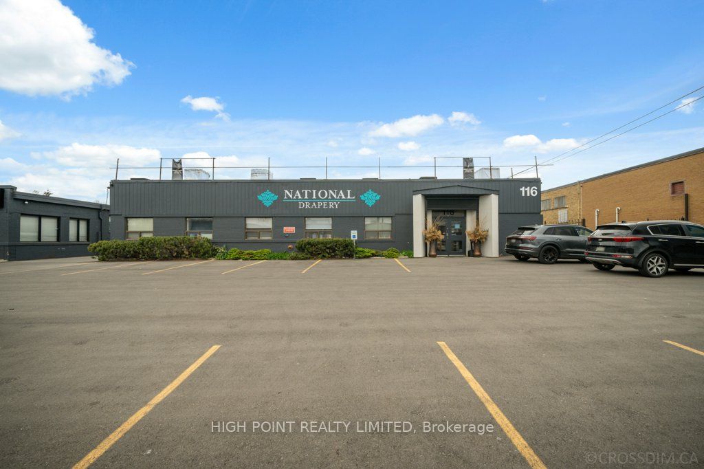 116-120 Tycos Drive Property Photo 2