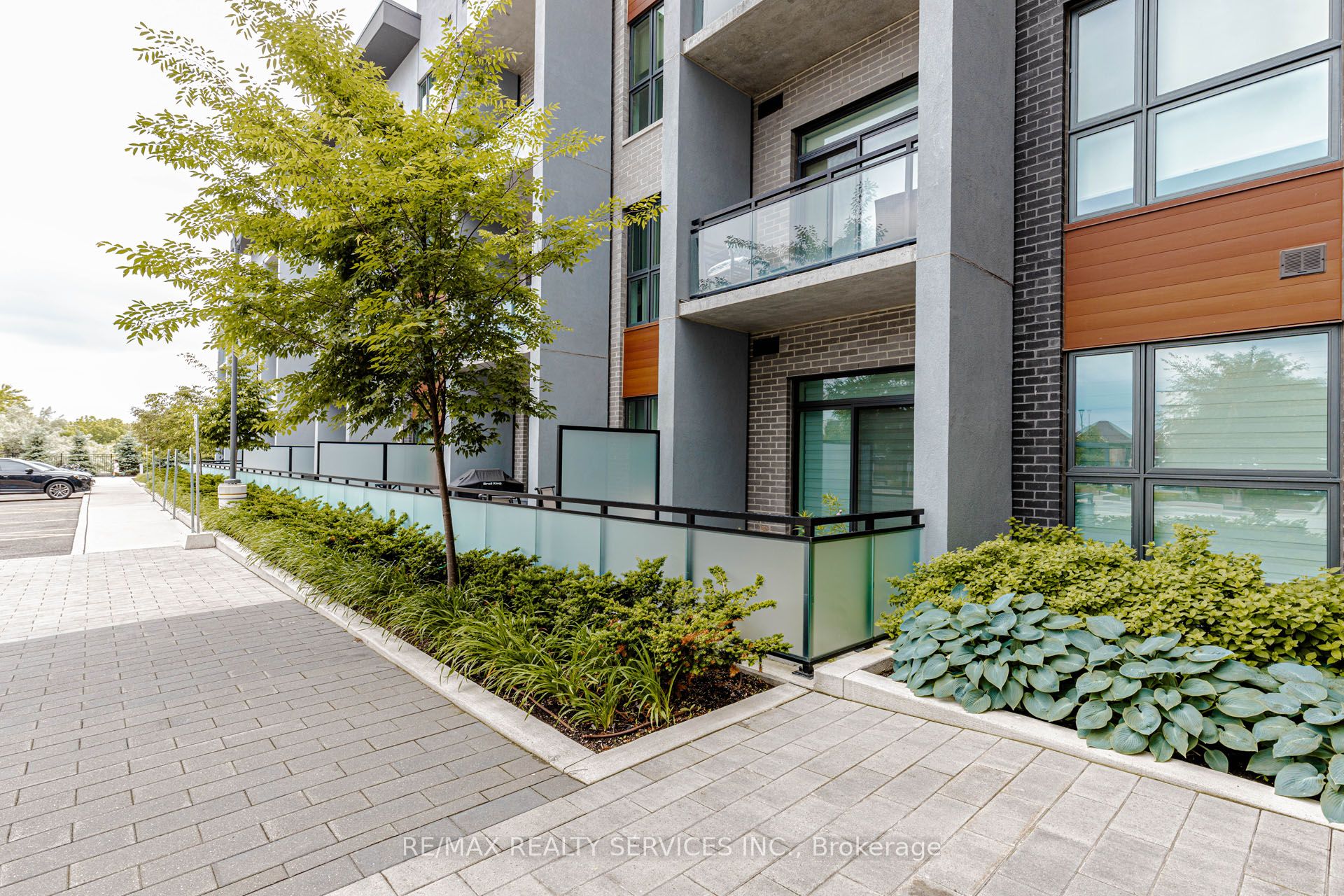 95 Dundas Street W 101 Property Photo 30
