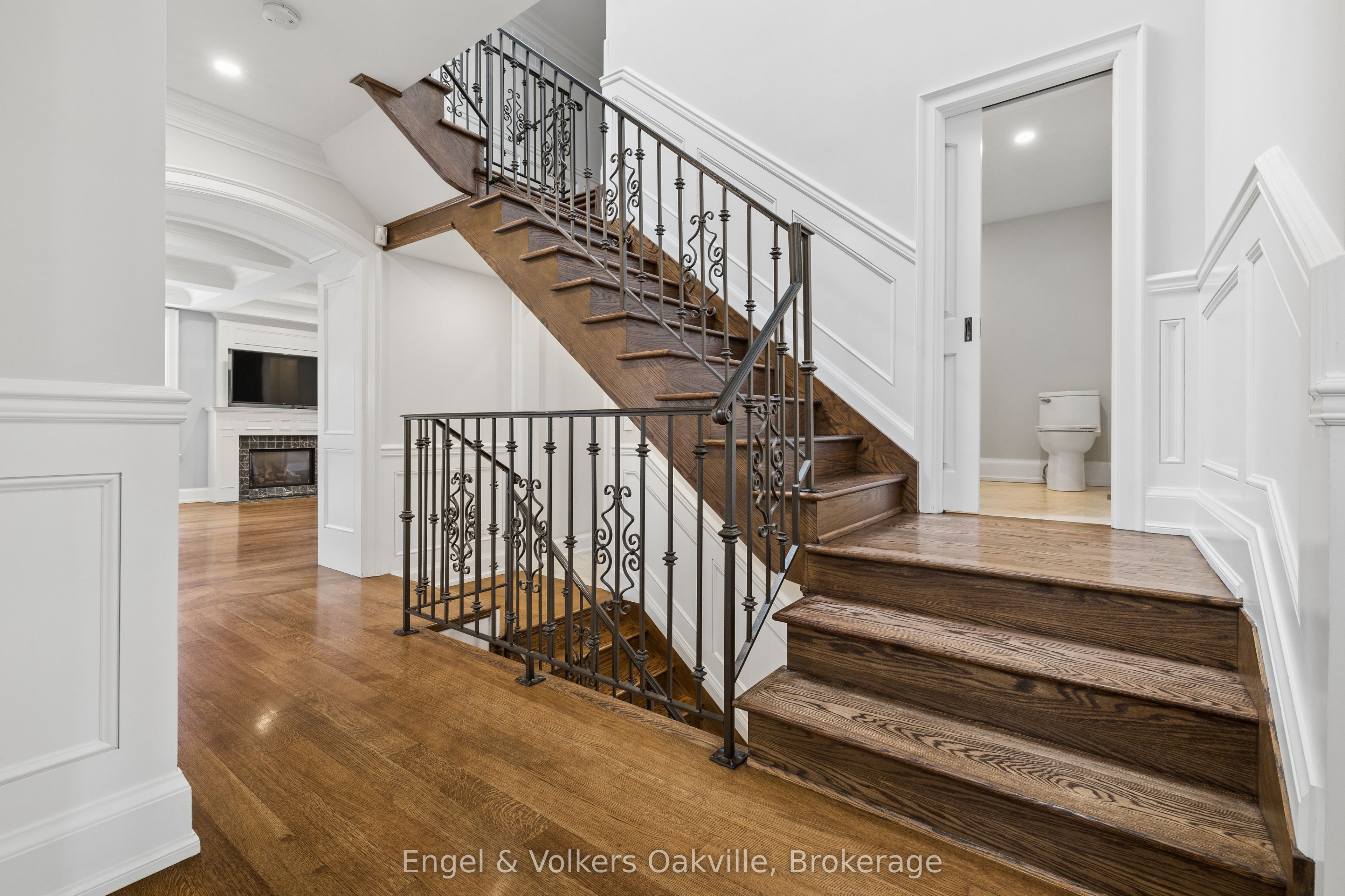 1182 Streambank Drive Property Photo 10