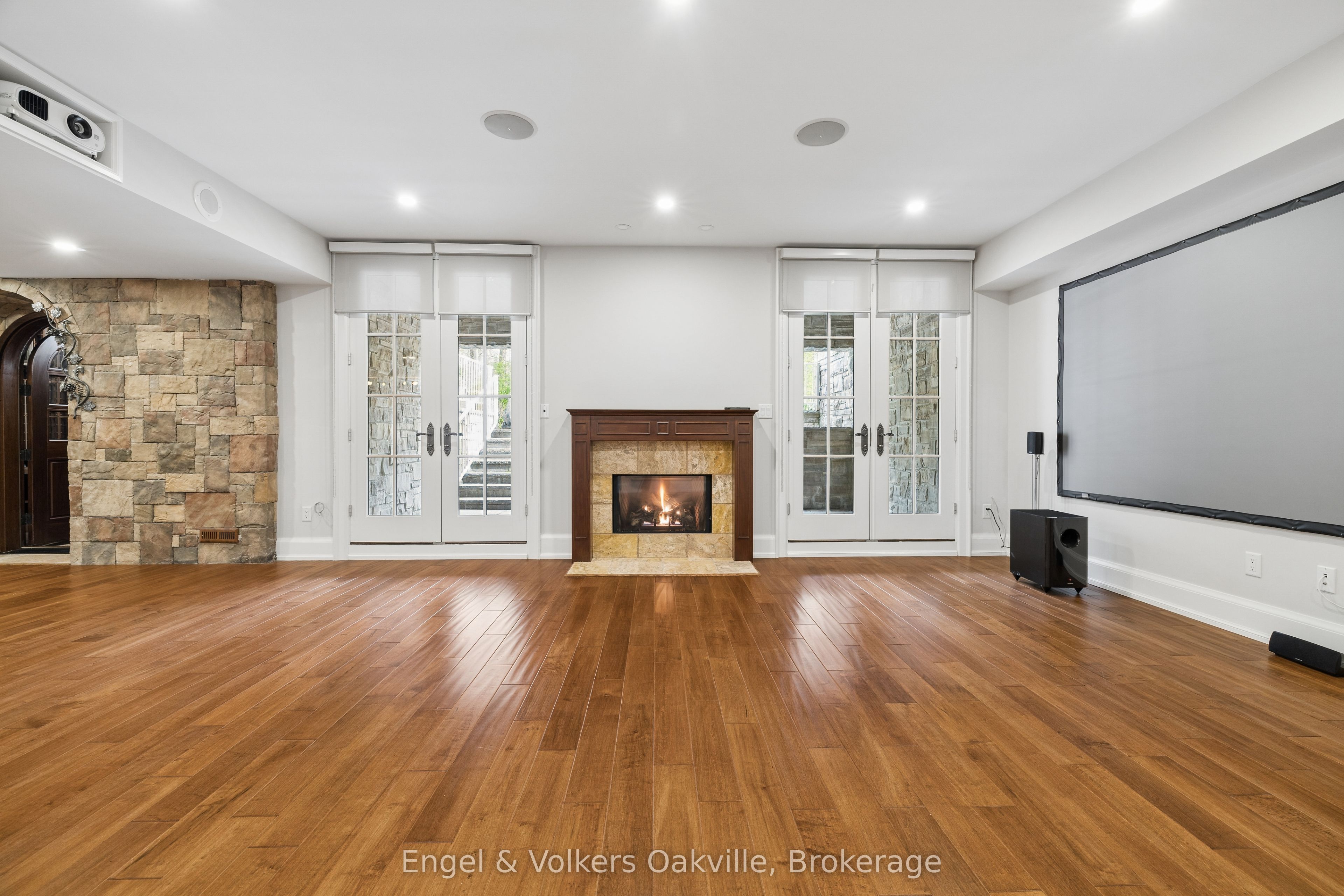 1182 Streambank Drive Property Photo 35