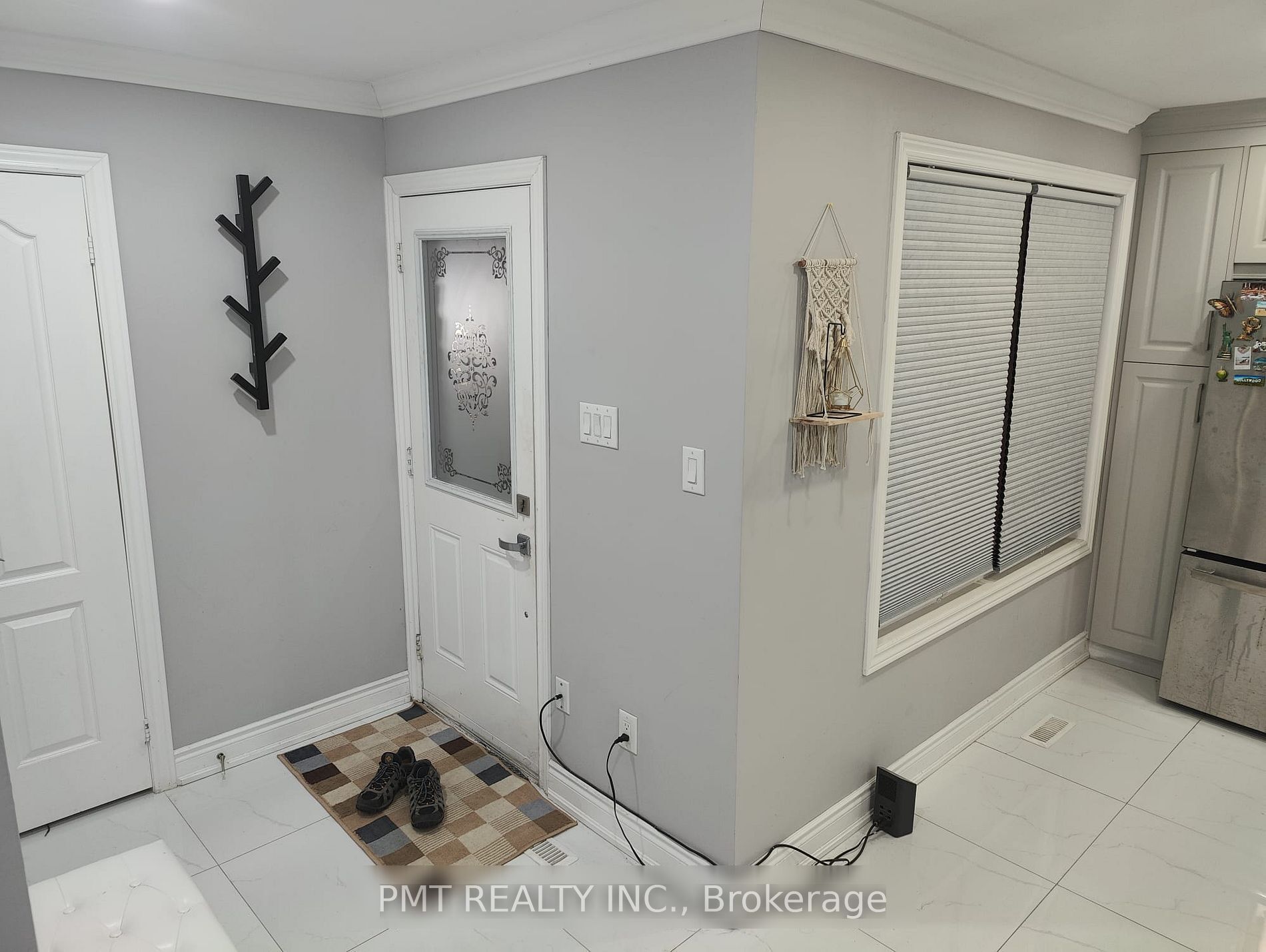 73 Greene Drive Property Photo 1