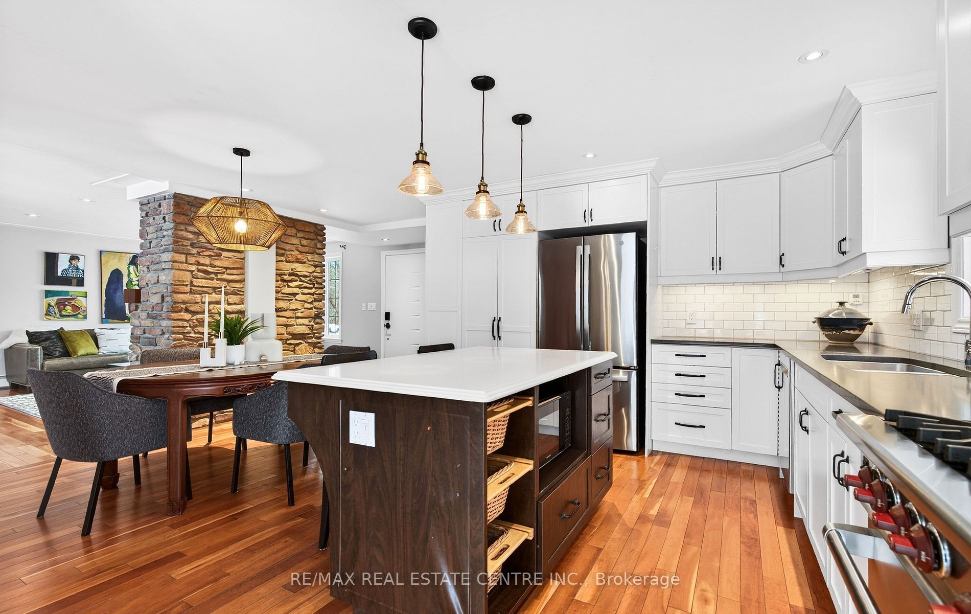 582 Cedar Avenue Property Photo 3