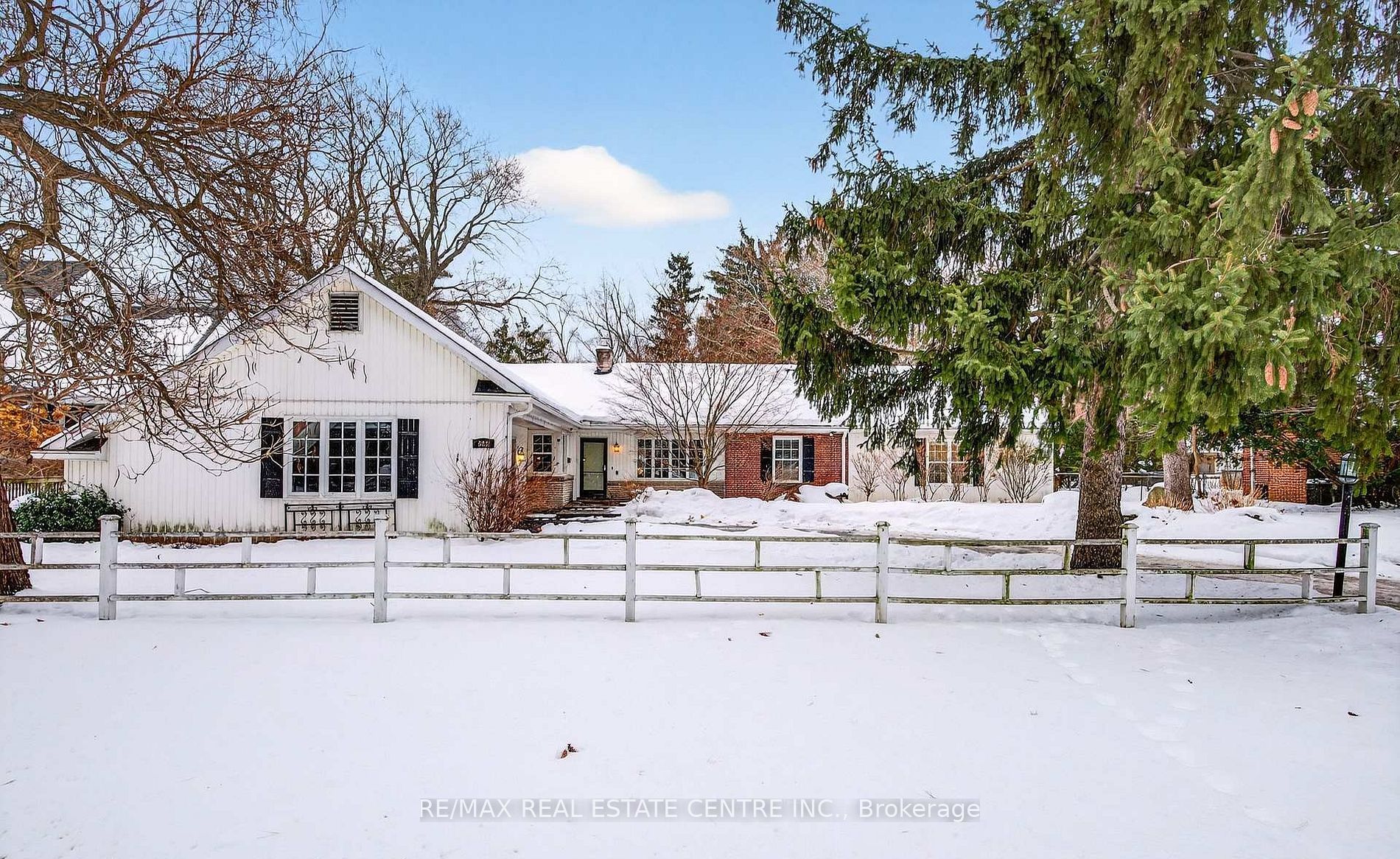 582 Cedar Avenue Property Photo 6