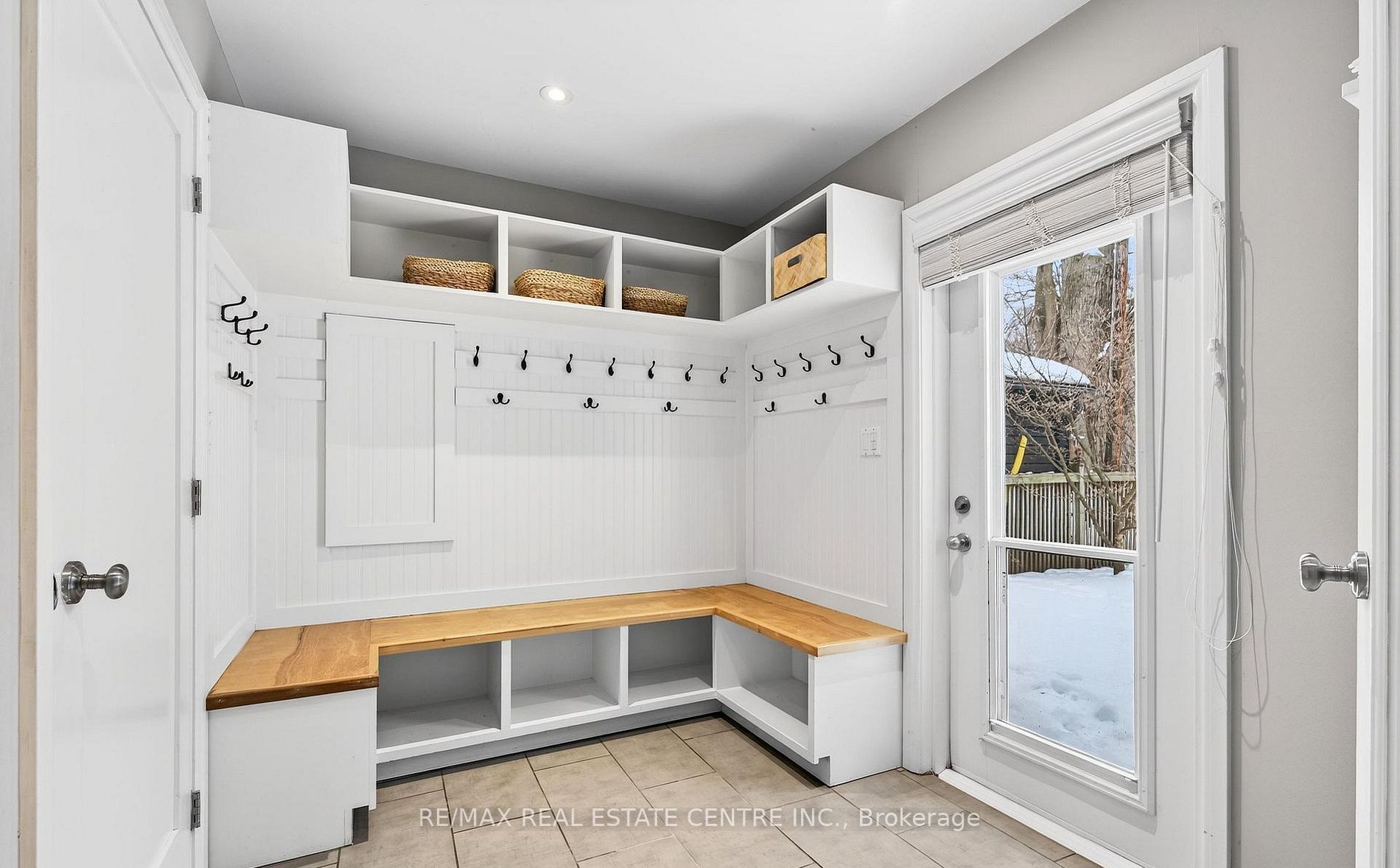 582 Cedar Avenue Property Photo 17