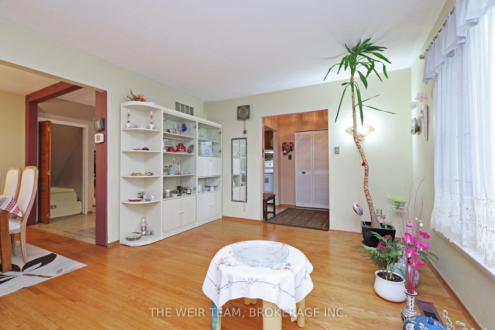 1577 Otterby Road Property Photo 5