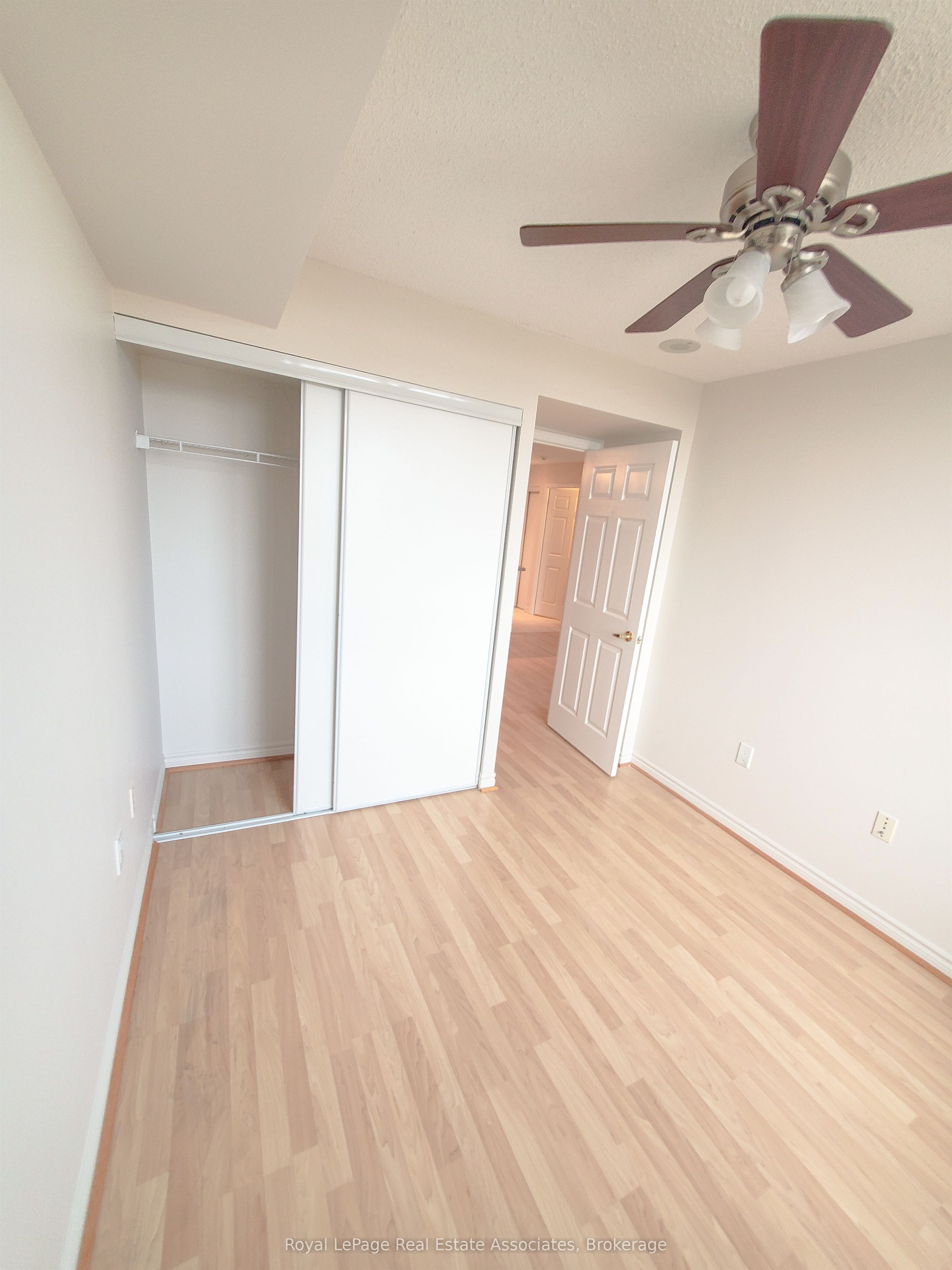 55 Strathaven Drive 1202 Property Photo 37