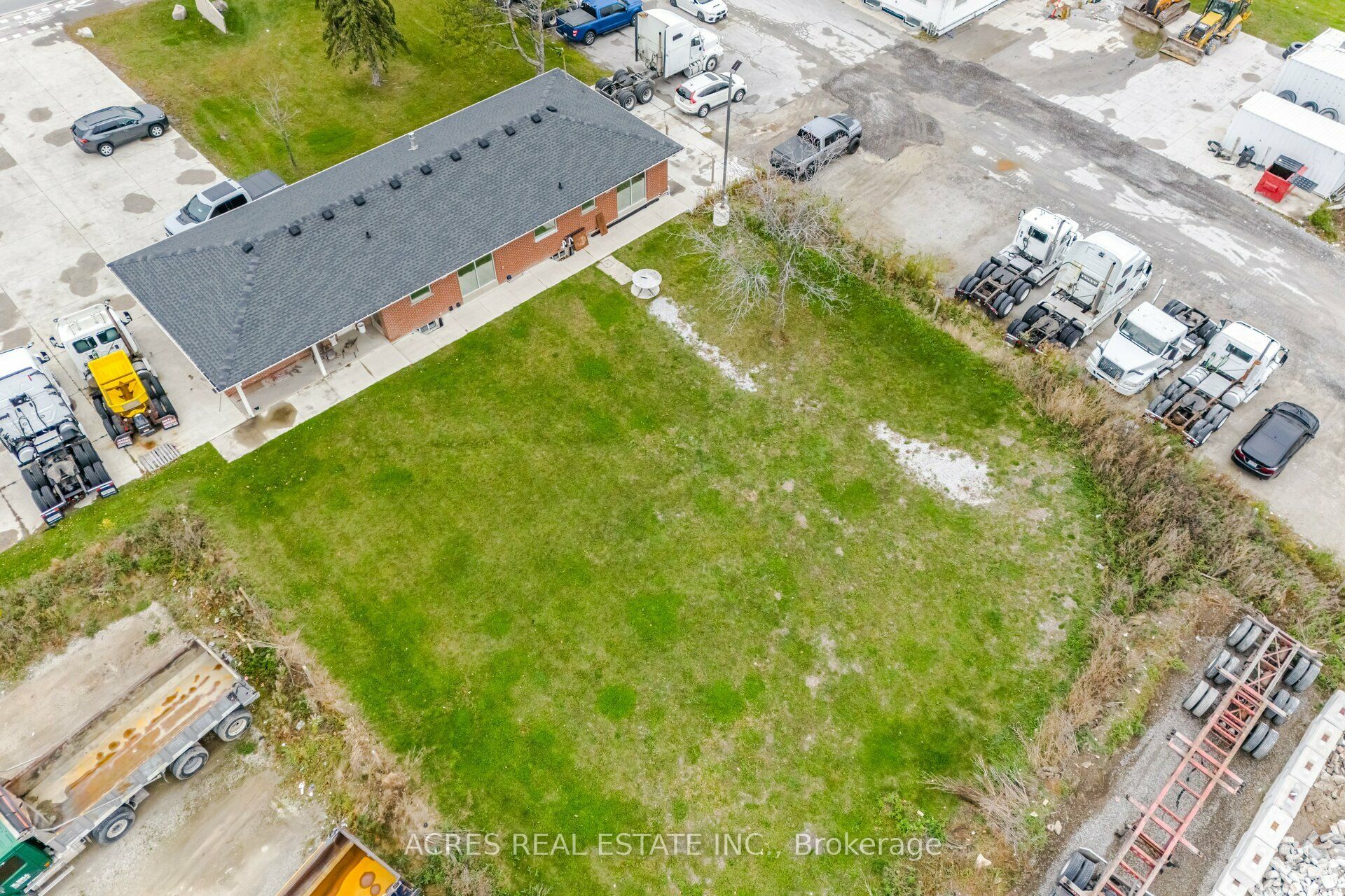 140-160 Derry Road E Property Photo 6