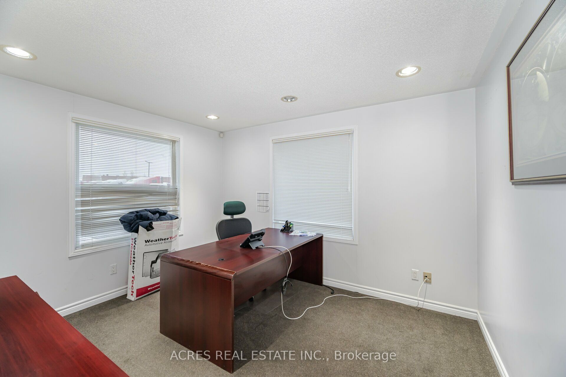 140-160 Derry Road E Property Photo 11