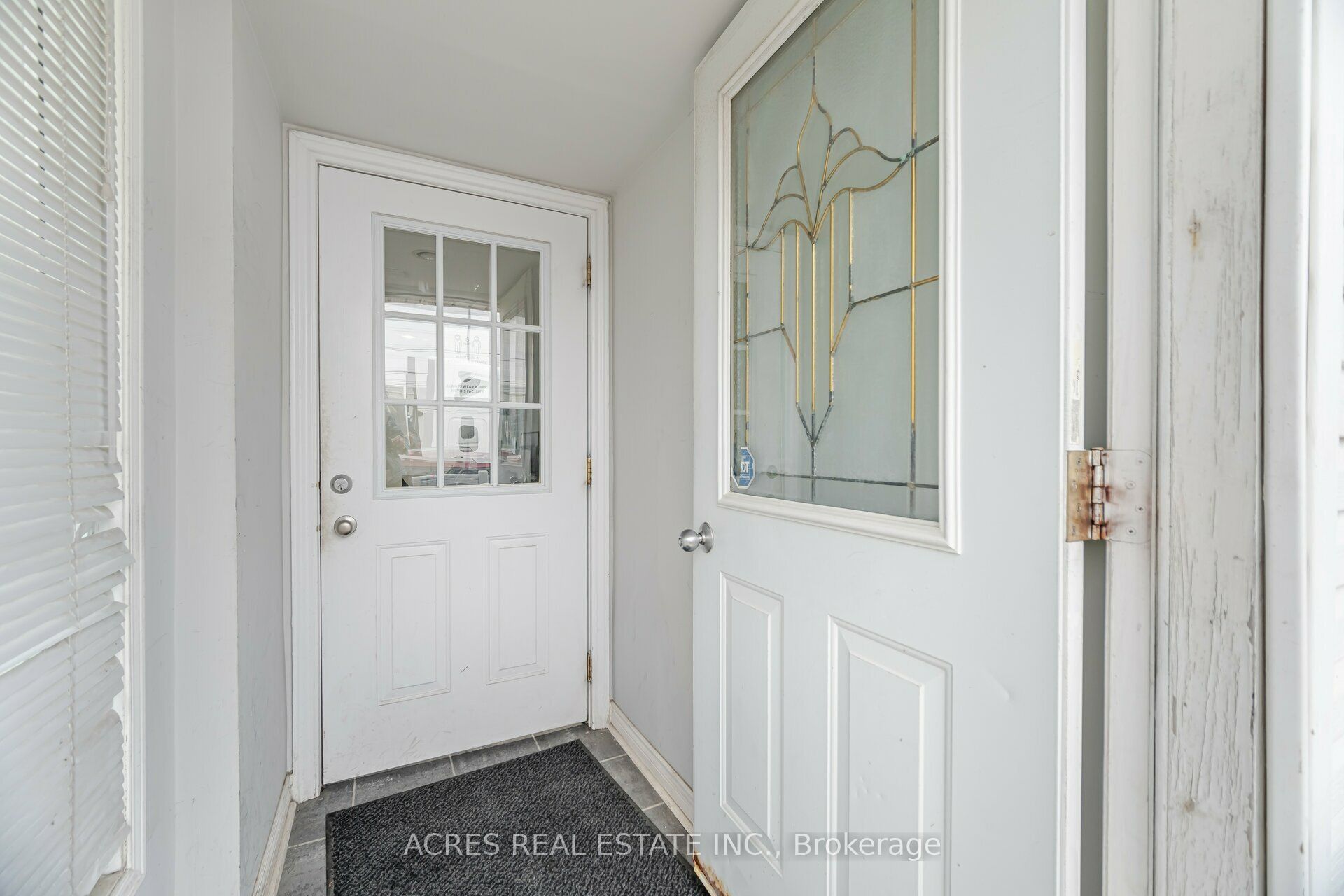 140-160 Derry Road E Property Photo 18