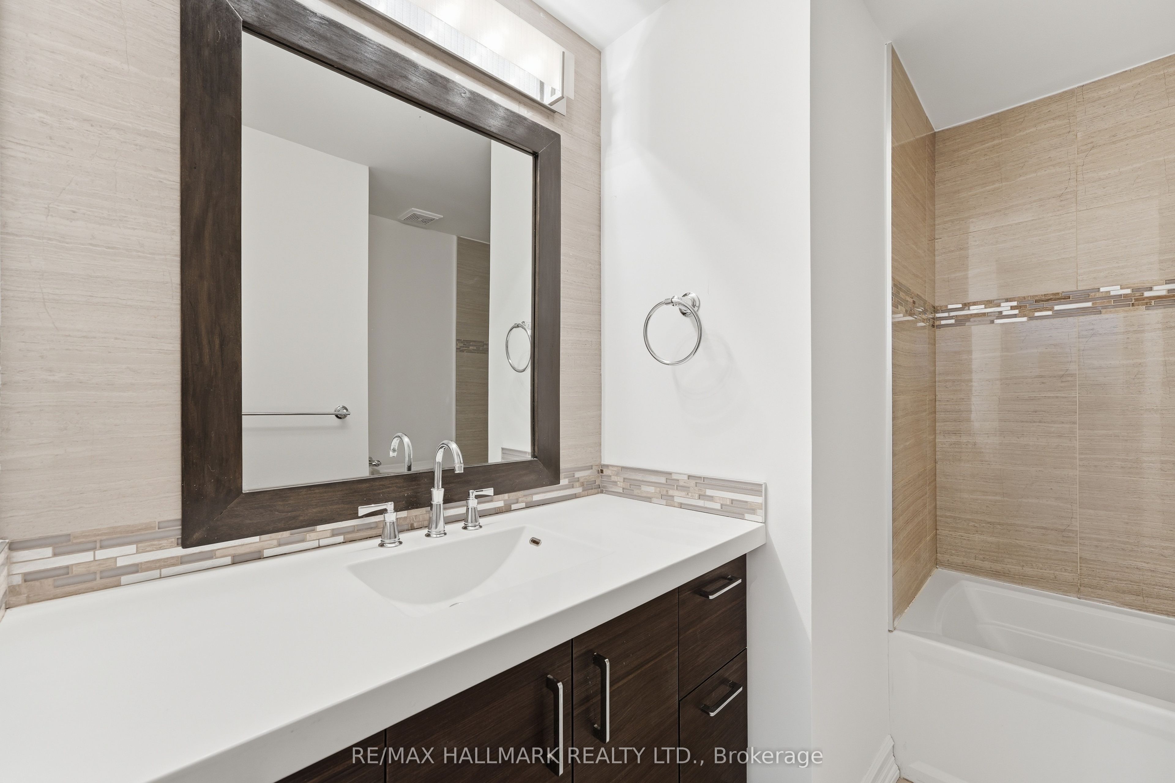 2013 Rosemount Crescent Property Photo 23