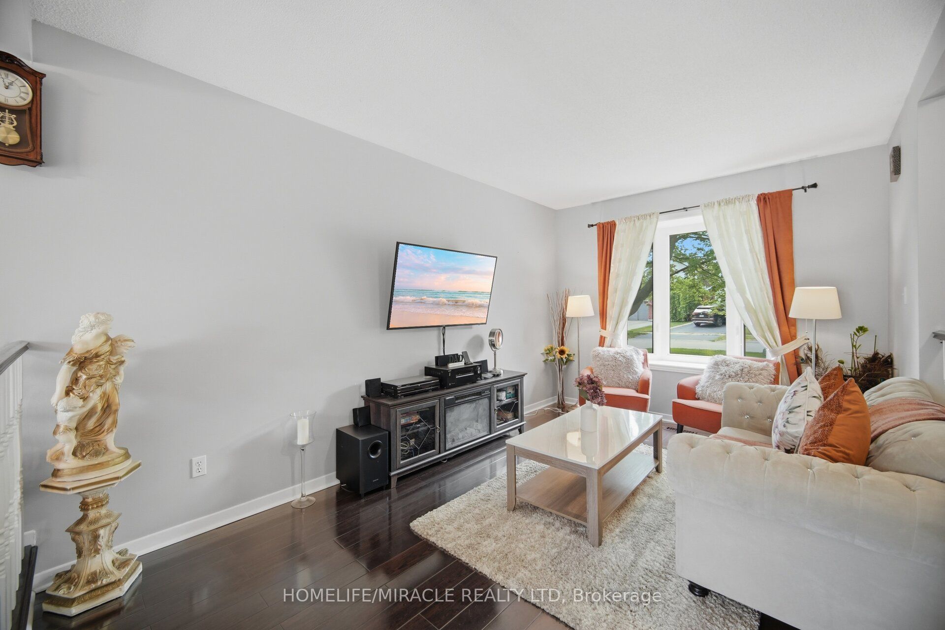 113 Fanshawe Drive Property Photo 8