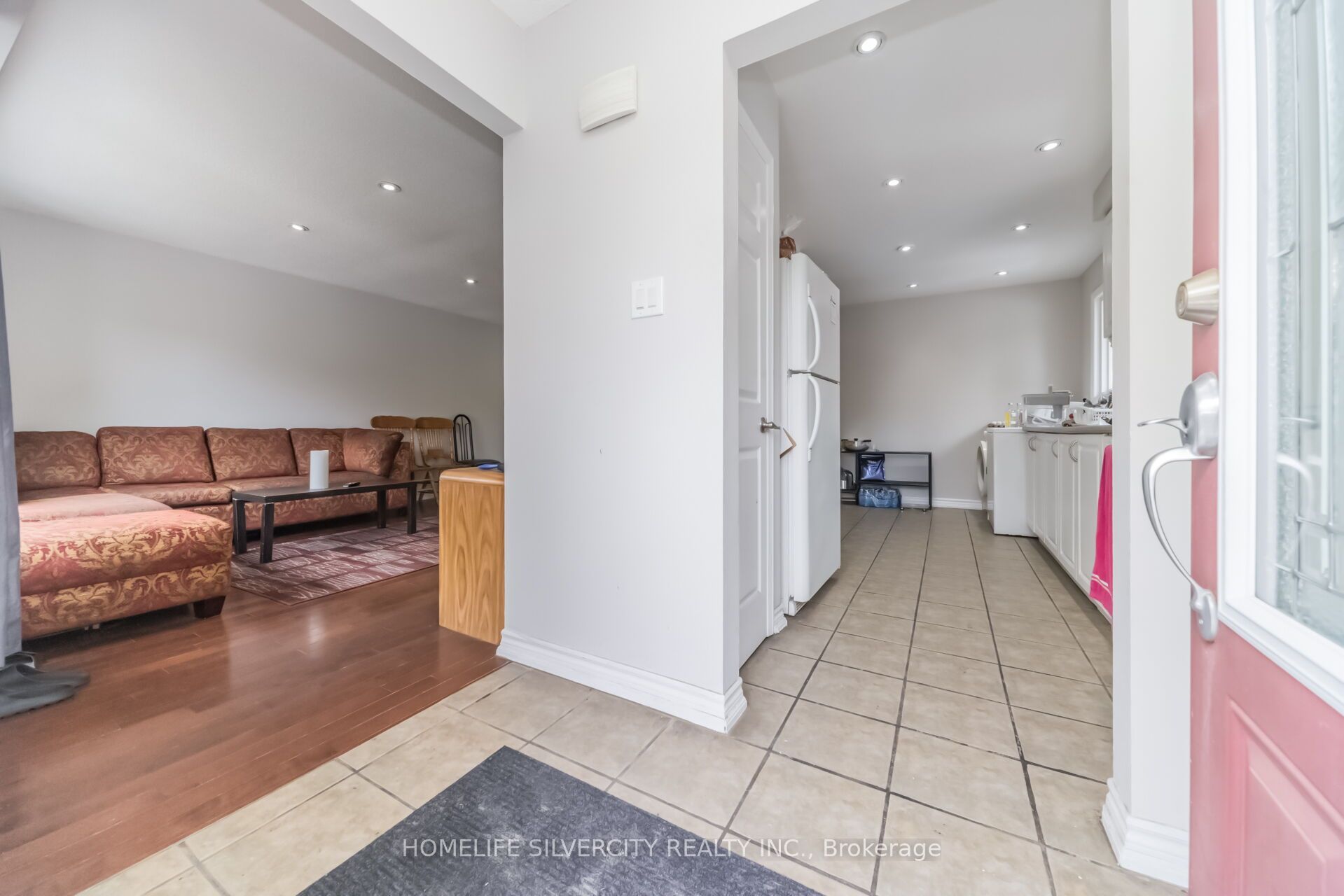 62 Rosedale Avenue W Property Photo 7