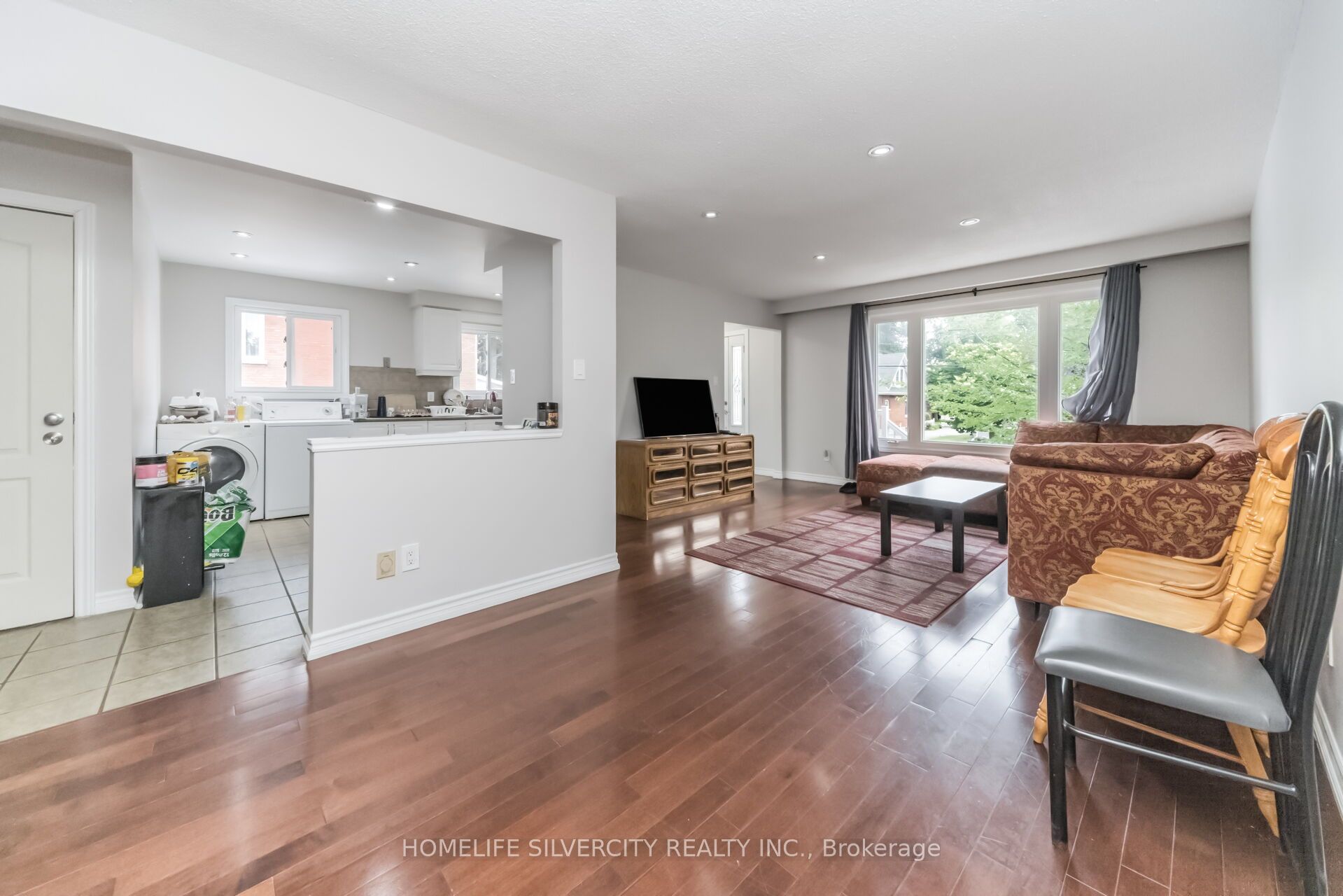 62 Rosedale Avenue W Property Photo 14
