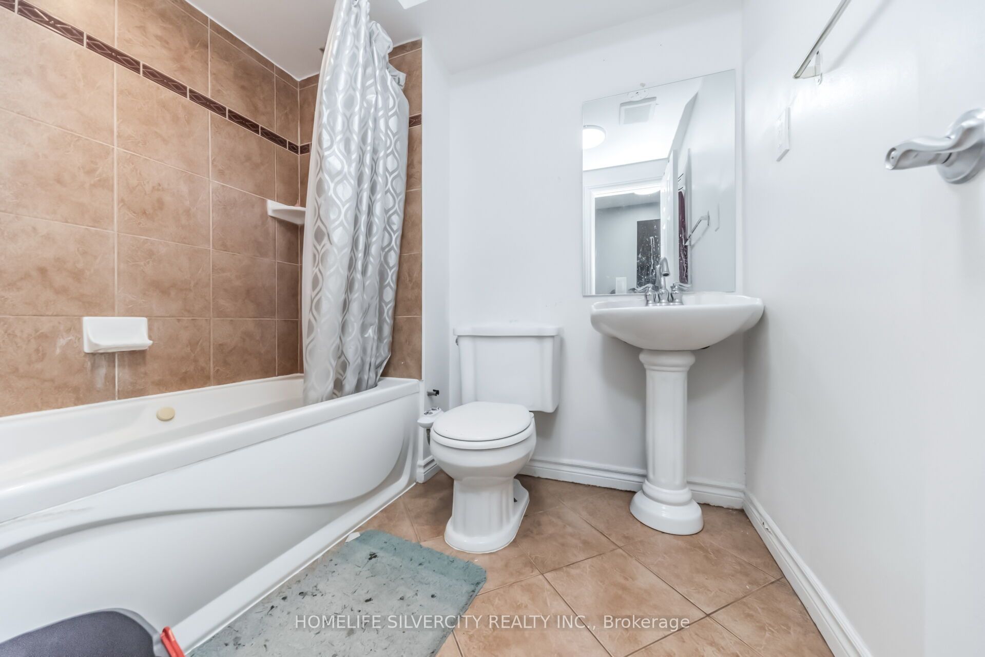 62 Rosedale Avenue W Property Photo 40