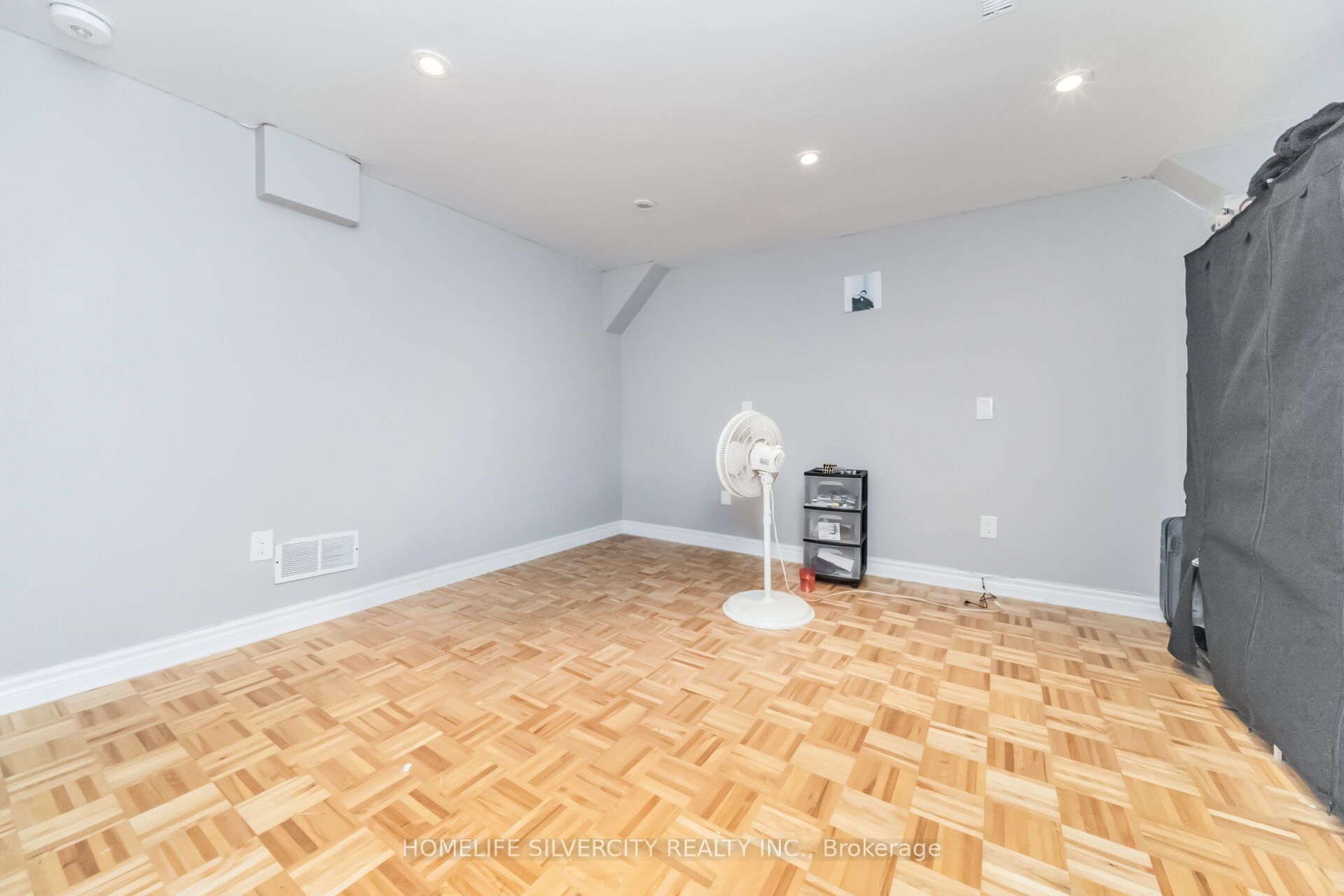 62 Rosedale Avenue W Property Photo 44