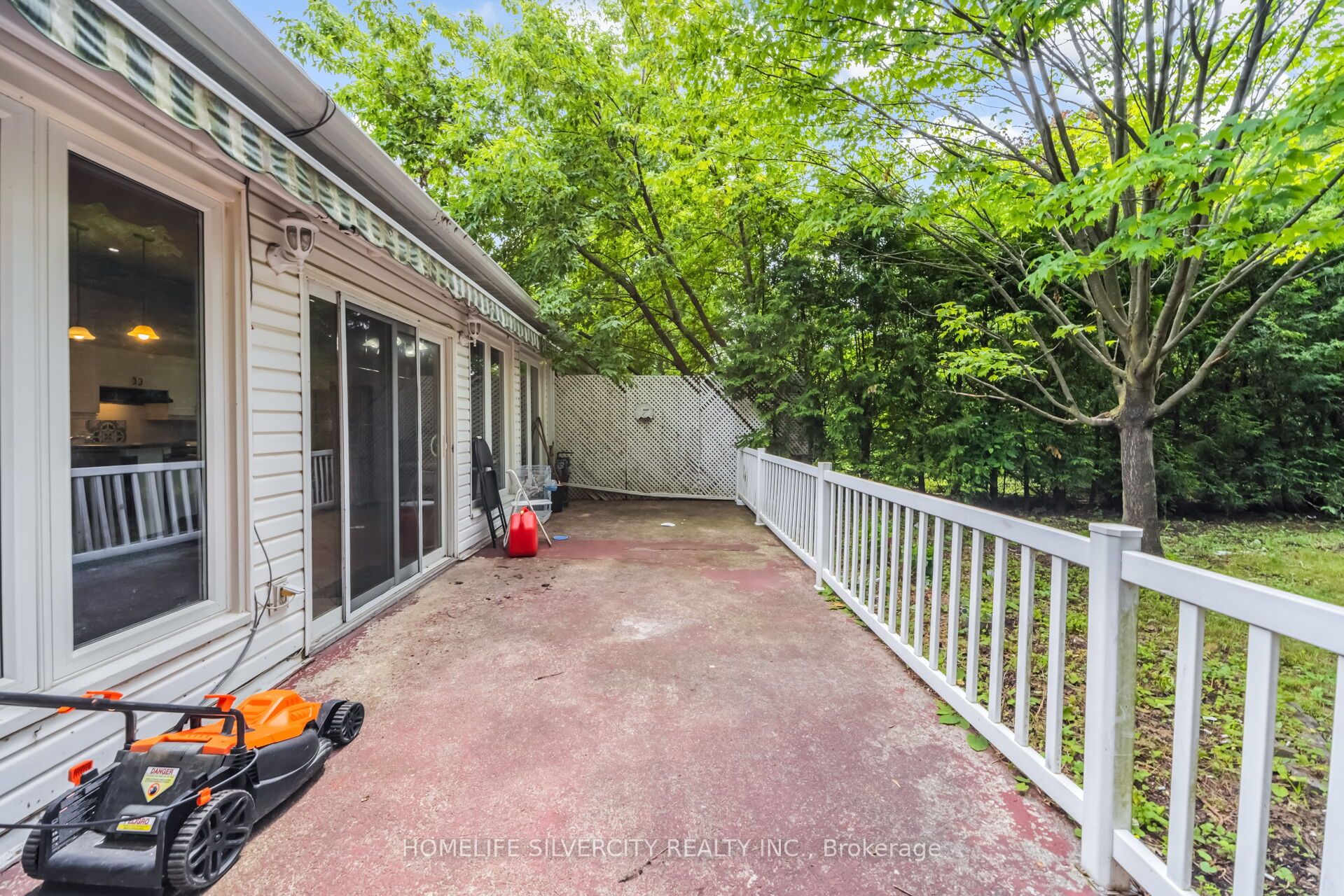 62 Rosedale Avenue W Property Photo 48