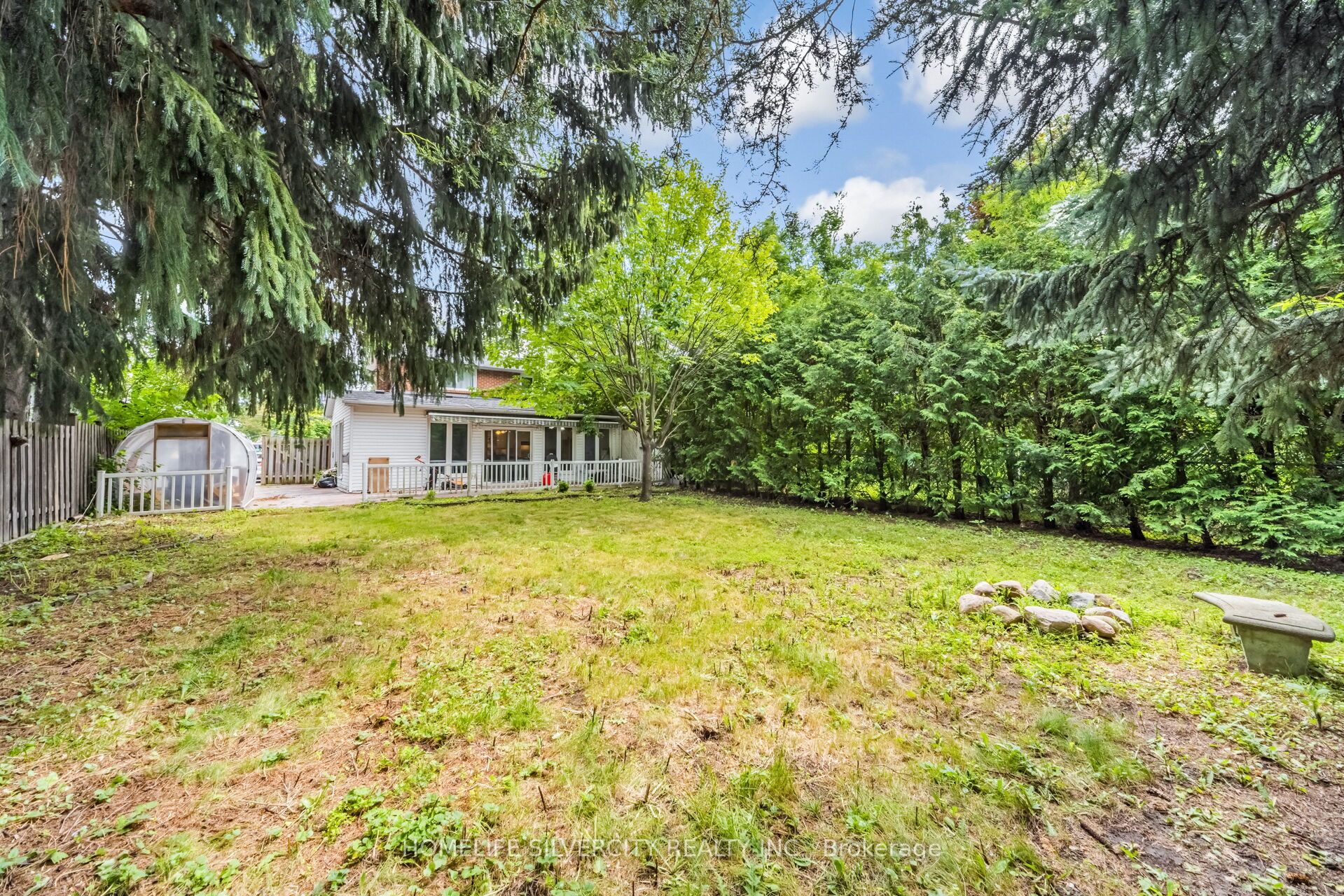 62 Rosedale Avenue W Property Photo 50