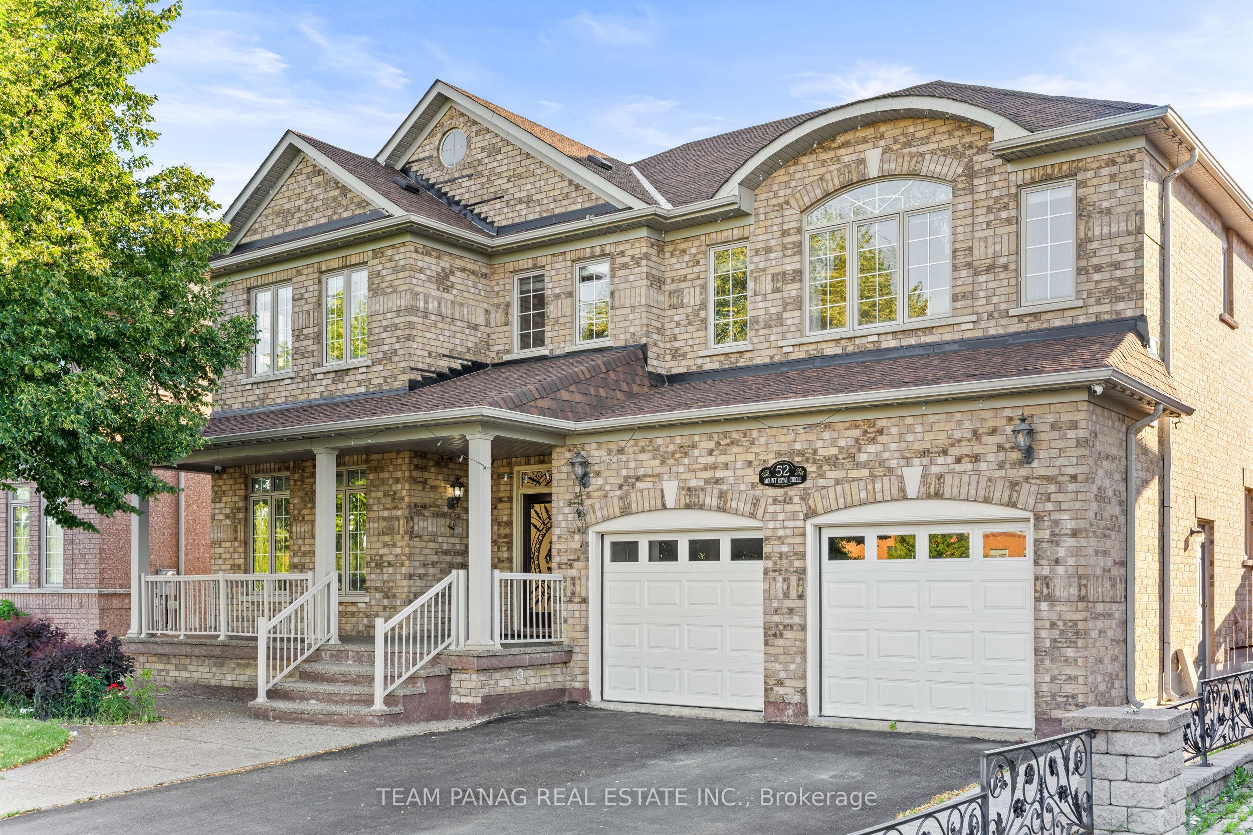 52 Mount Royal Circle Property Photo 1