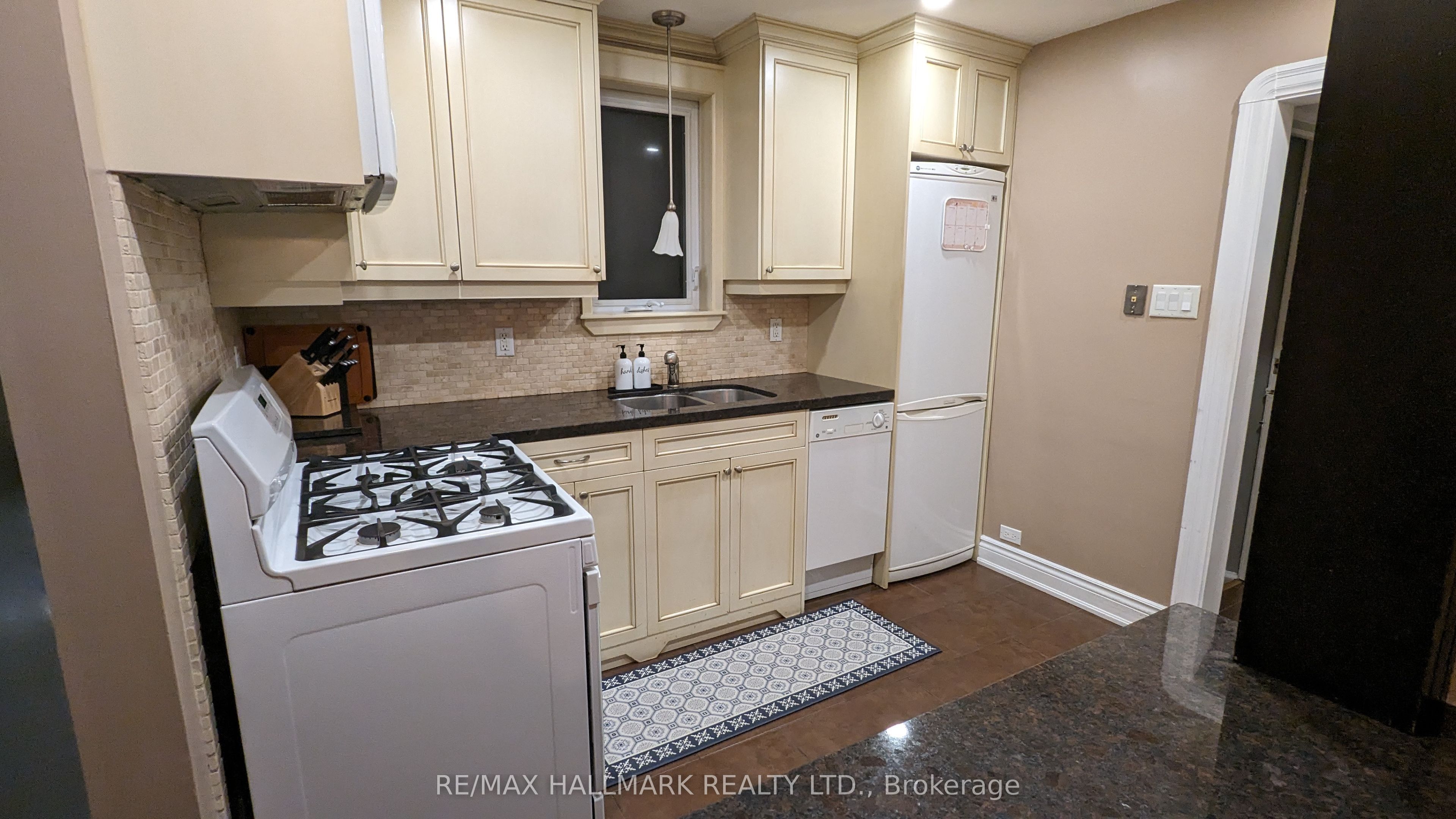 342 Whitmore Avenue Property Photo 7