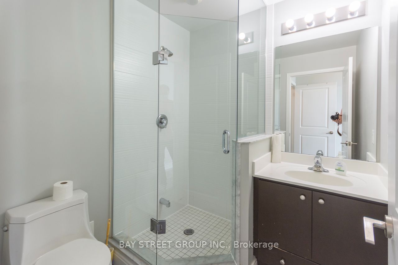 60 Absolute Avenue 5006 Property Photo 14