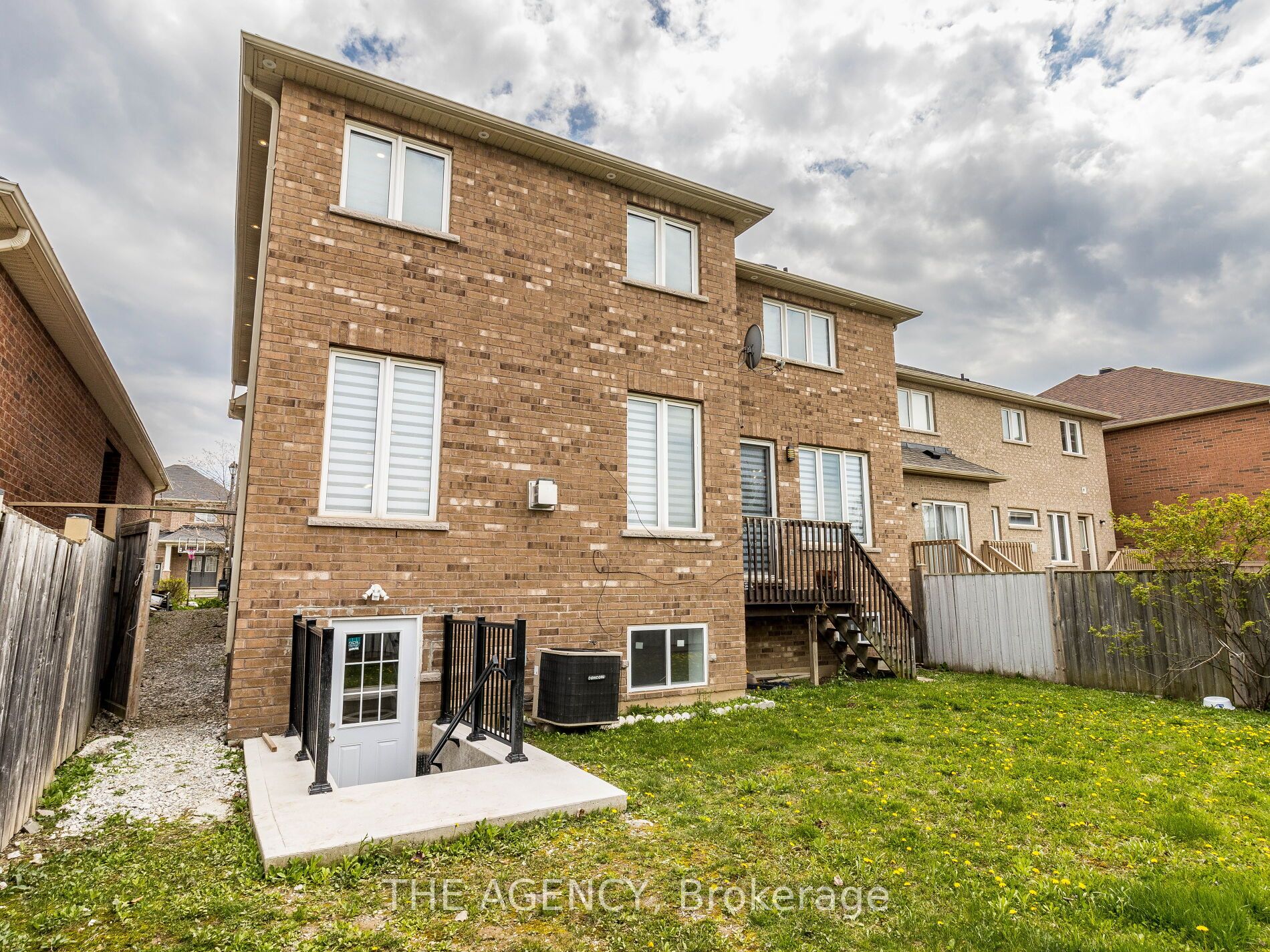612 Serafini Crescent Property Photo 40