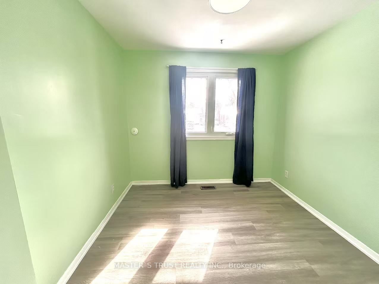 5183 Cherryhill Crescent Property Photo 22