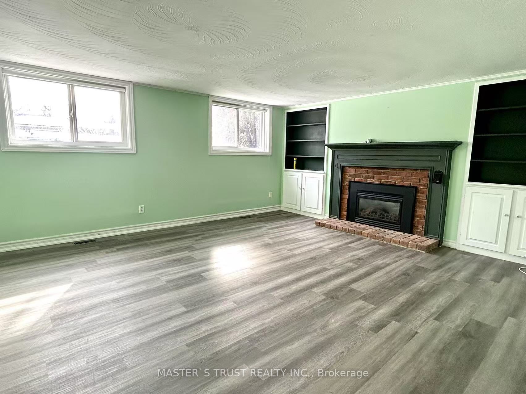 5183 Cherryhill Crescent Property Photo 28