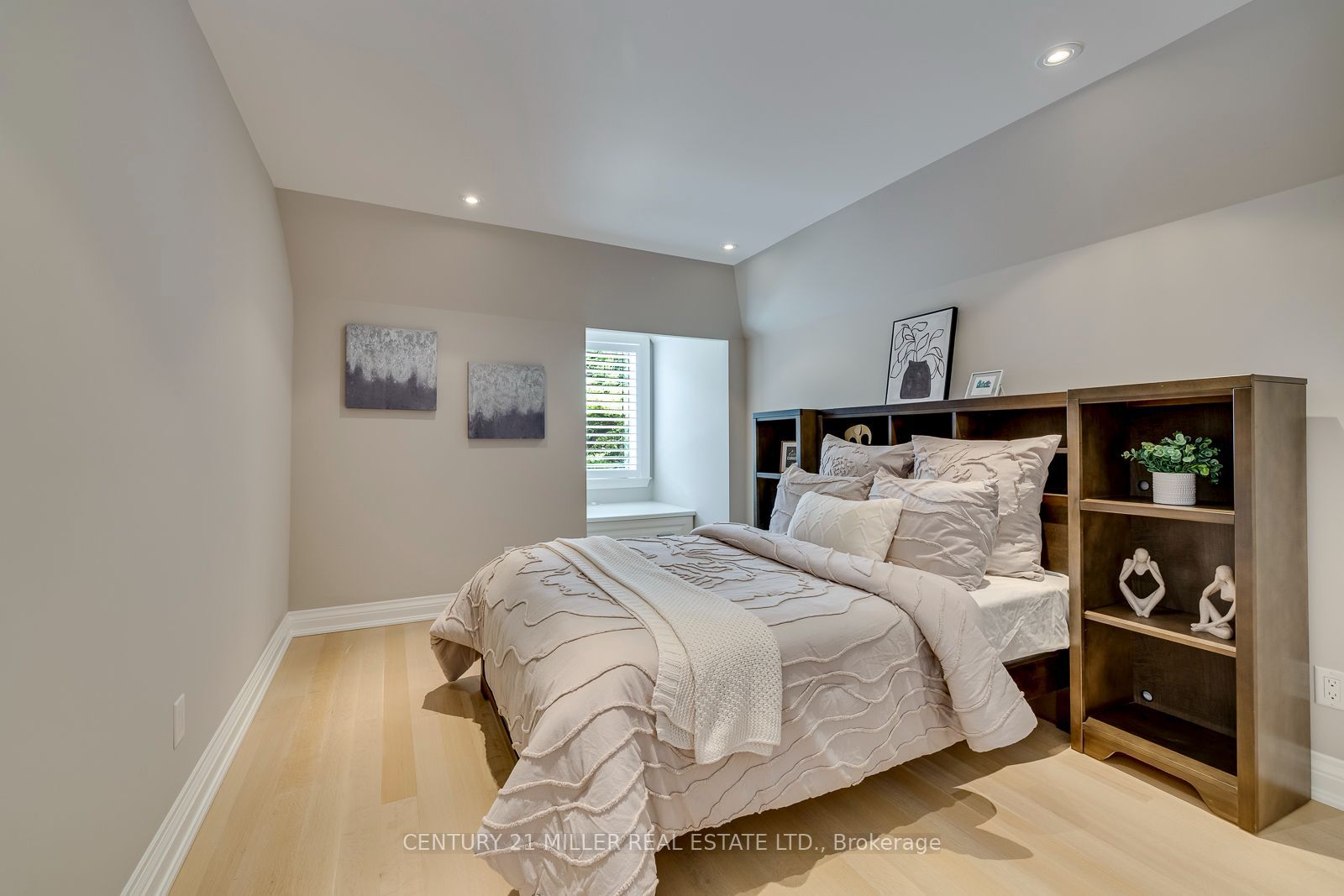 168 Walby Drive Property Photo 30
