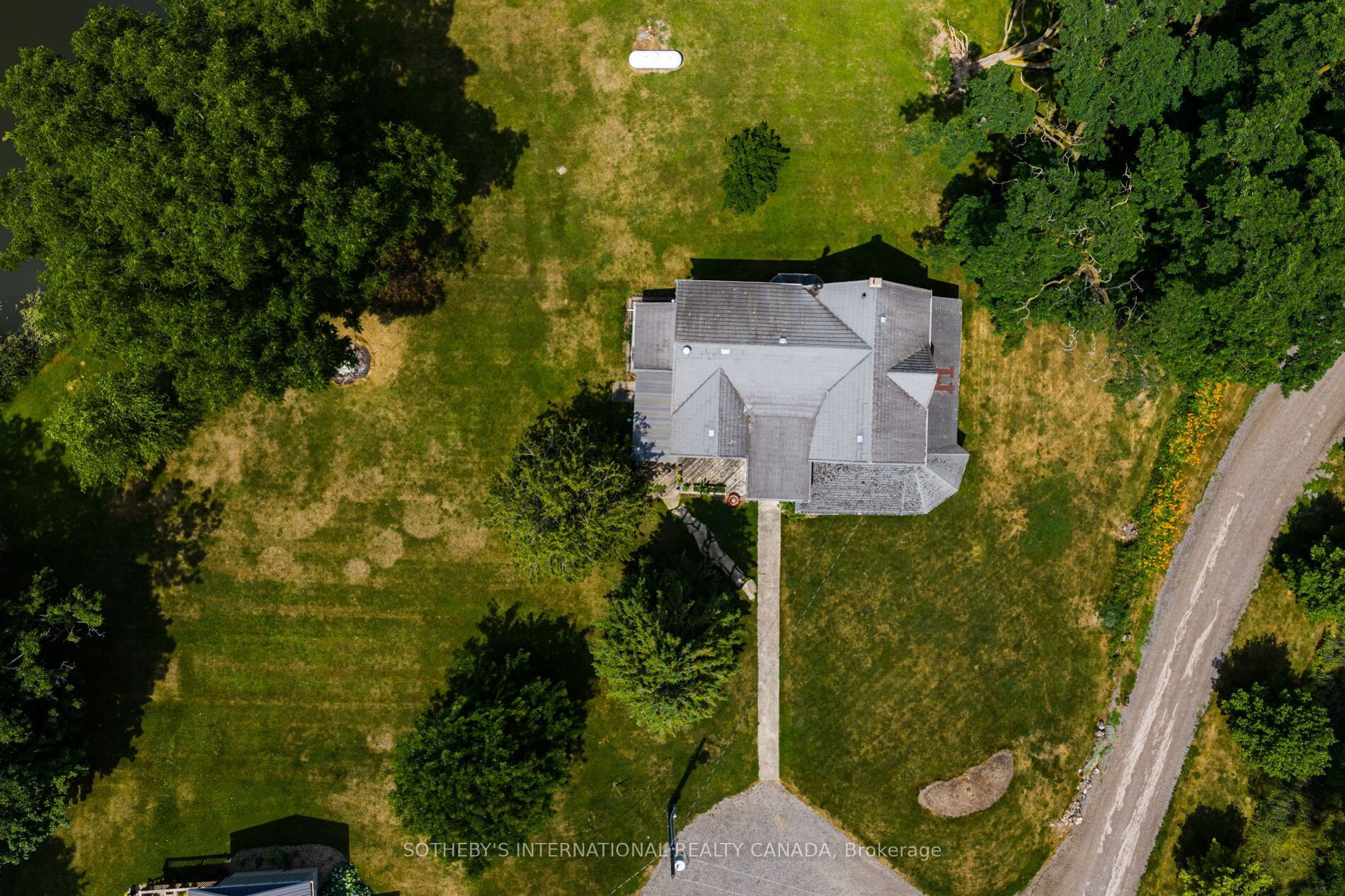 15366 The Gore Road Property Photo 13