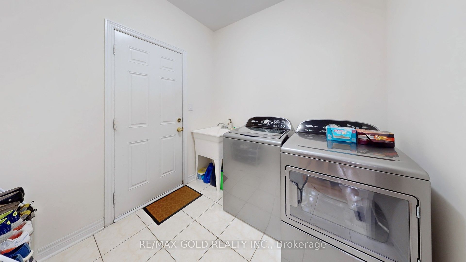 18 Kawana Road Property Photo 22