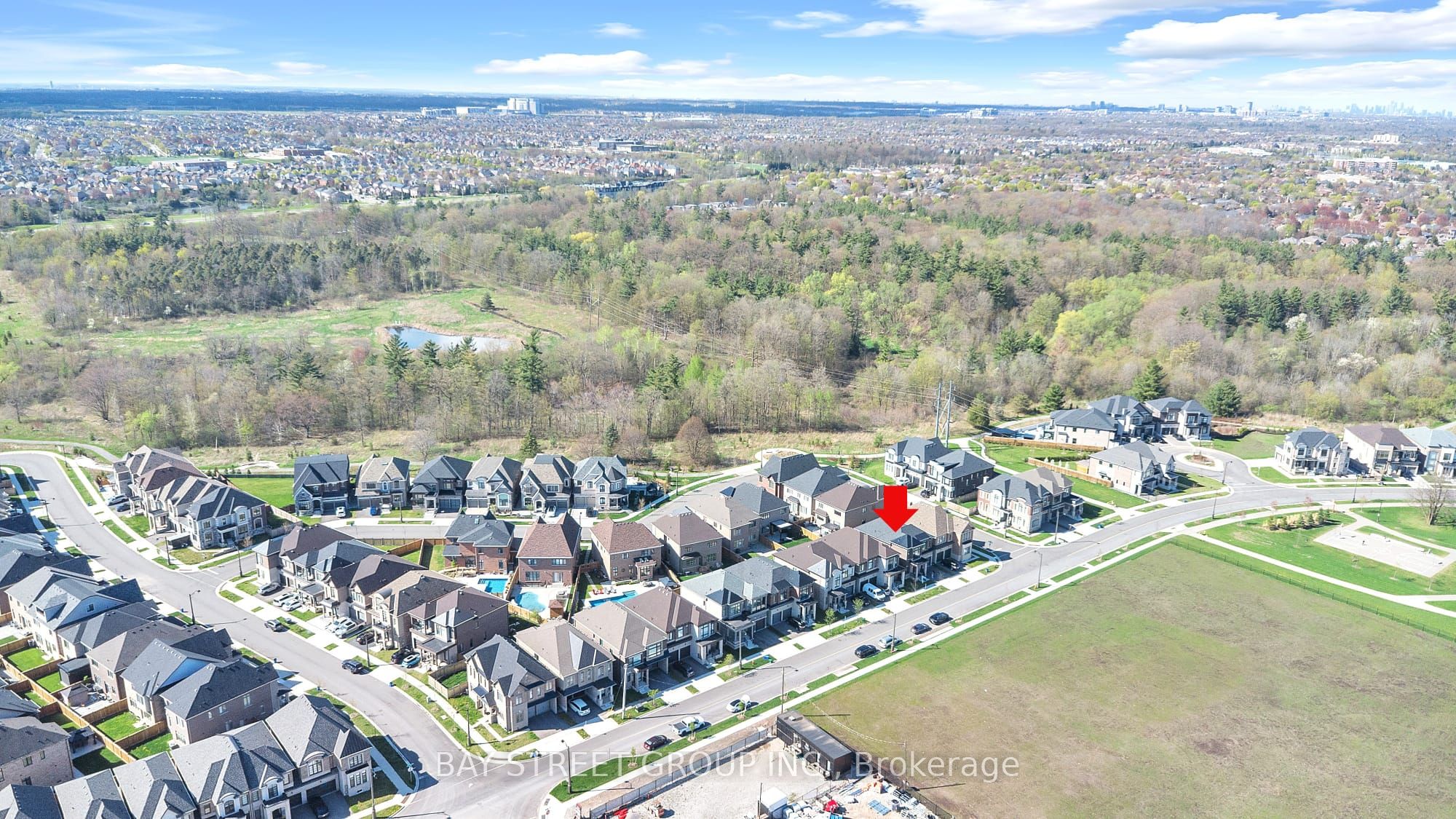2411 Saw Whet Boulevard Property Photo 6