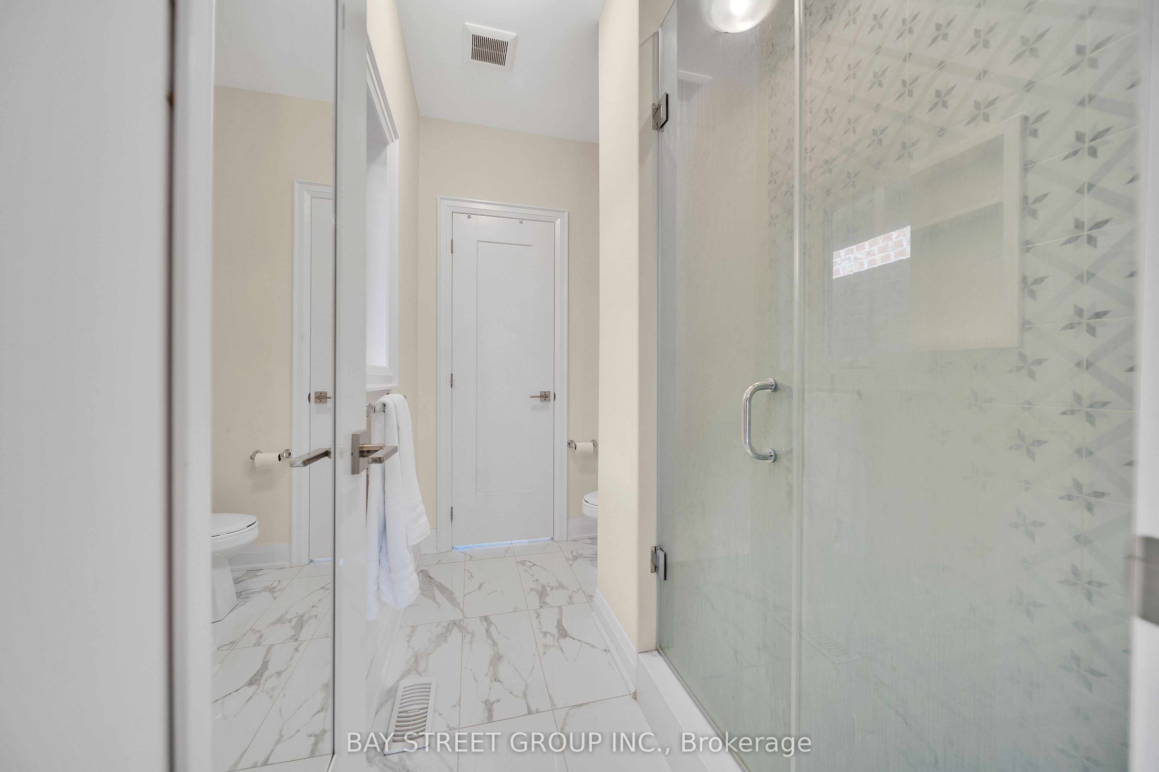 2411 Saw Whet Boulevard Property Photo 32