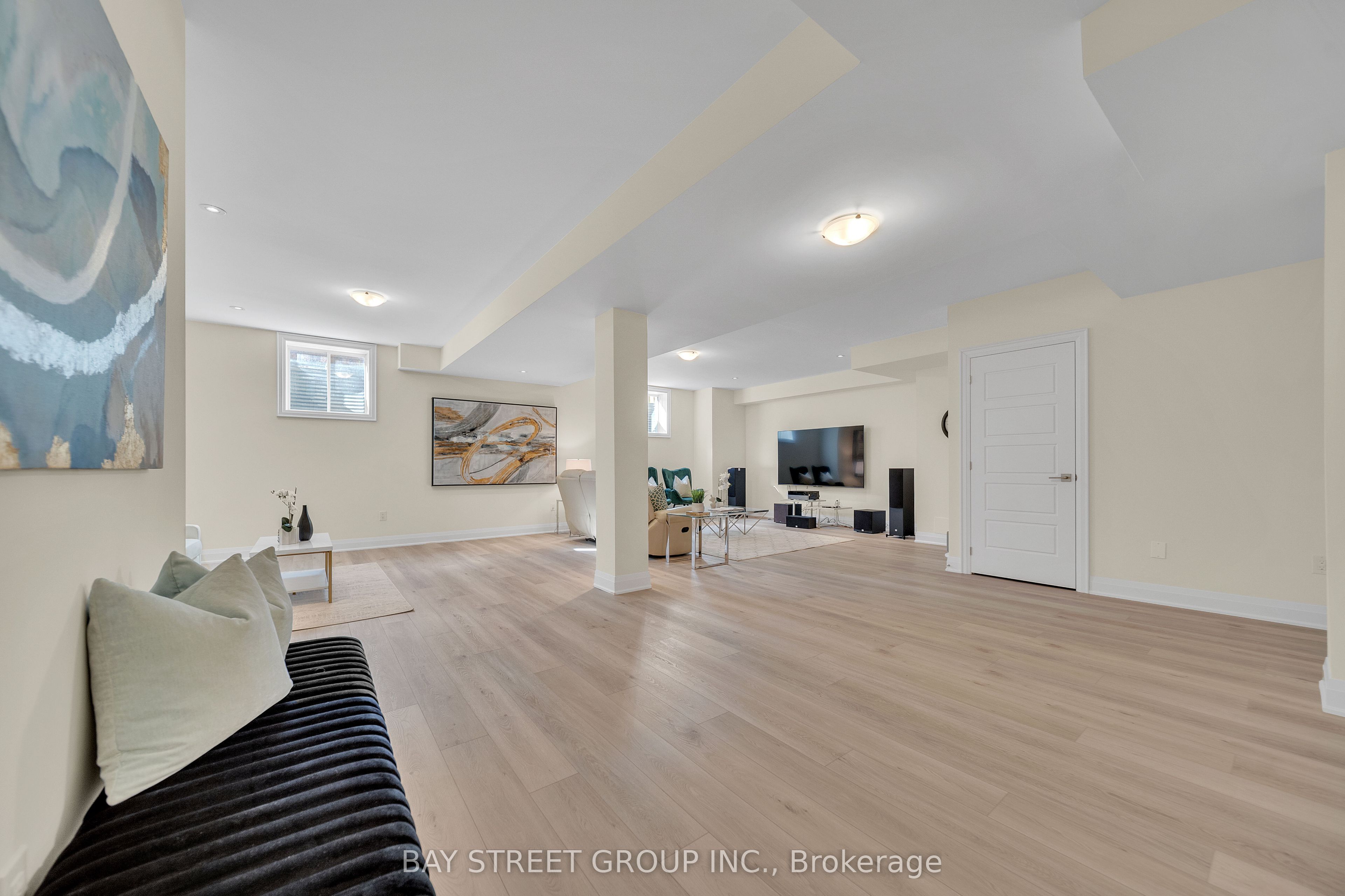 2411 Saw Whet Boulevard Property Photo 35