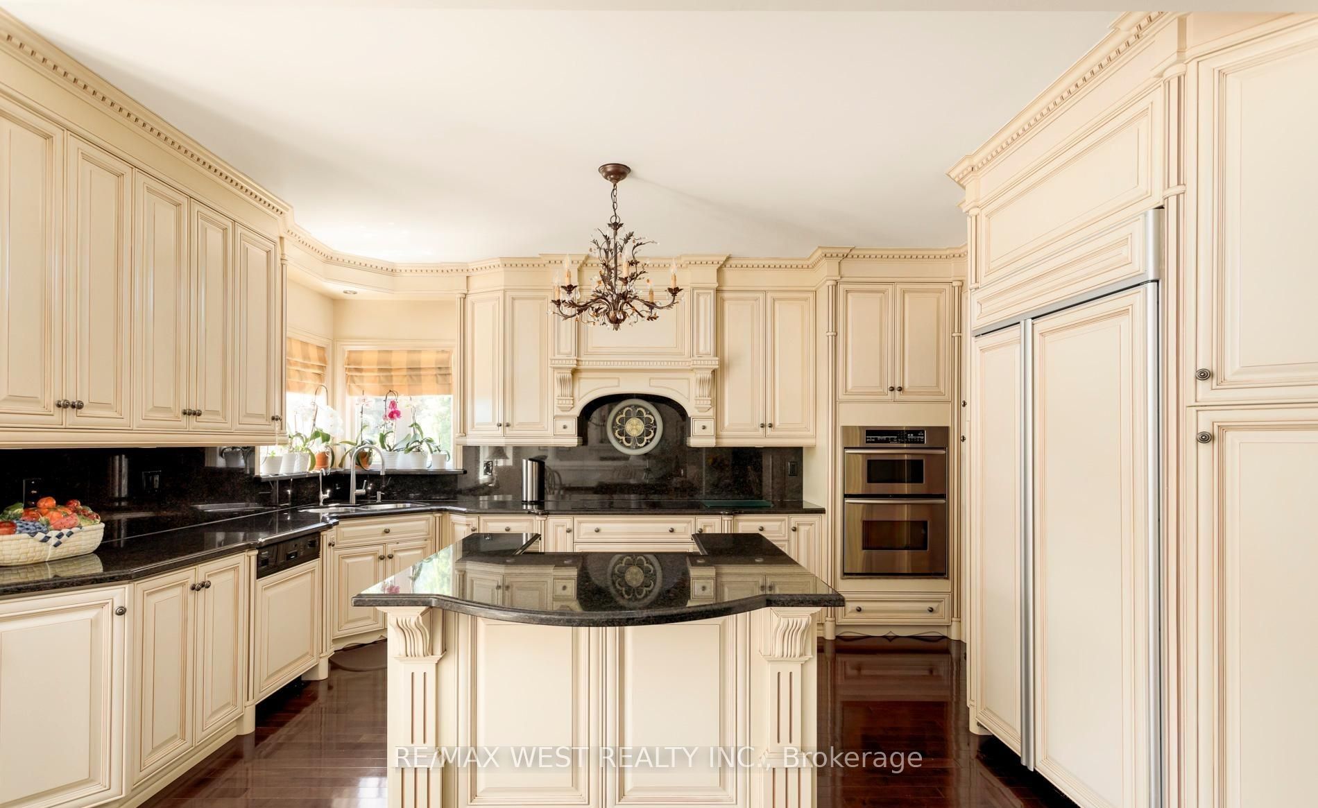 3338 Fox Run Circle Property Photo 11