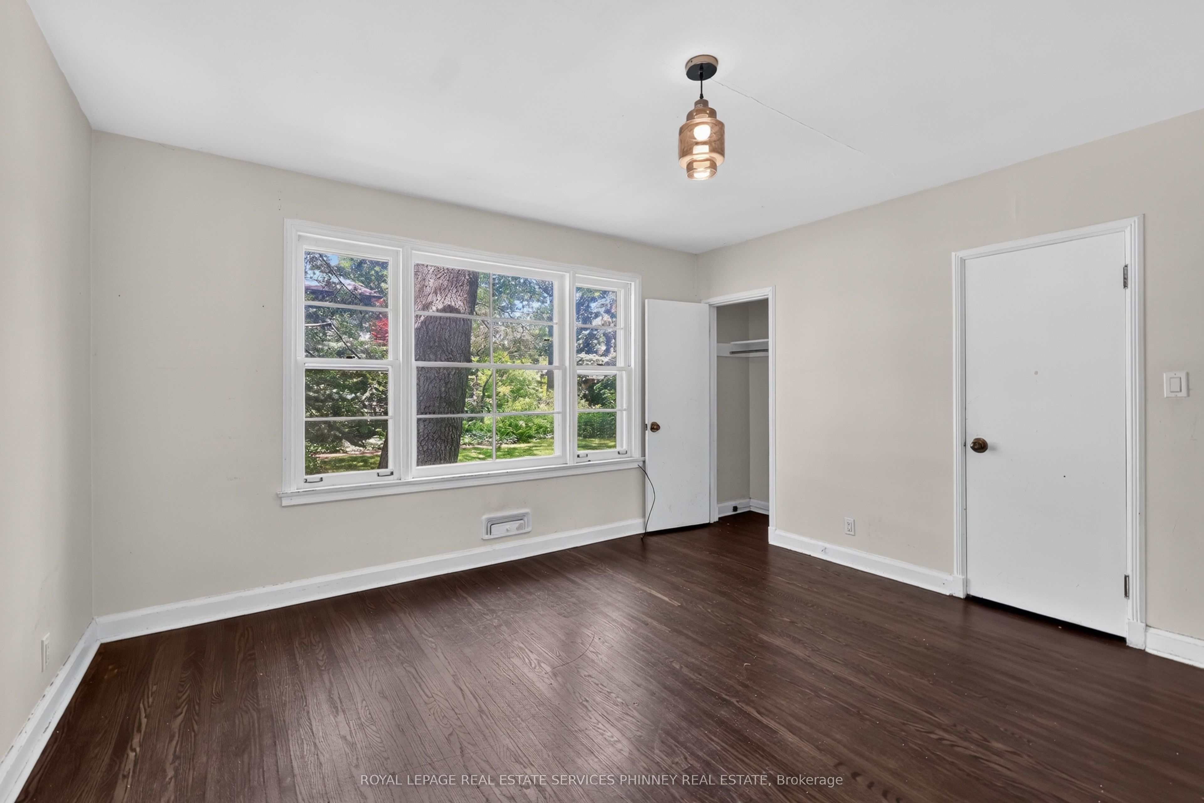 52 Valecrest Drive Property Photo 11